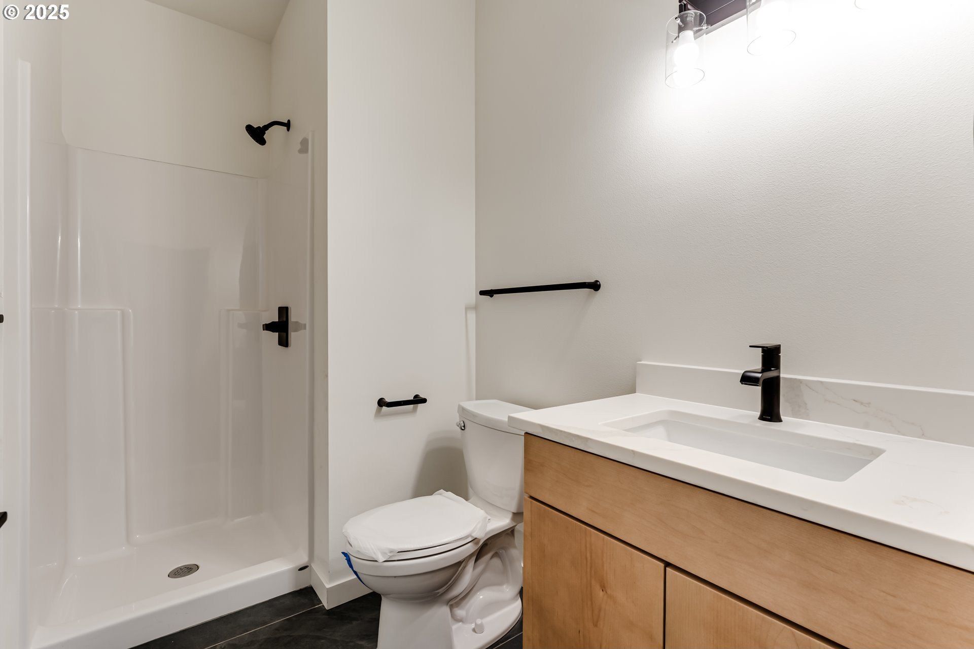 2240 W 25Th Pl. Eugene, OR 97405