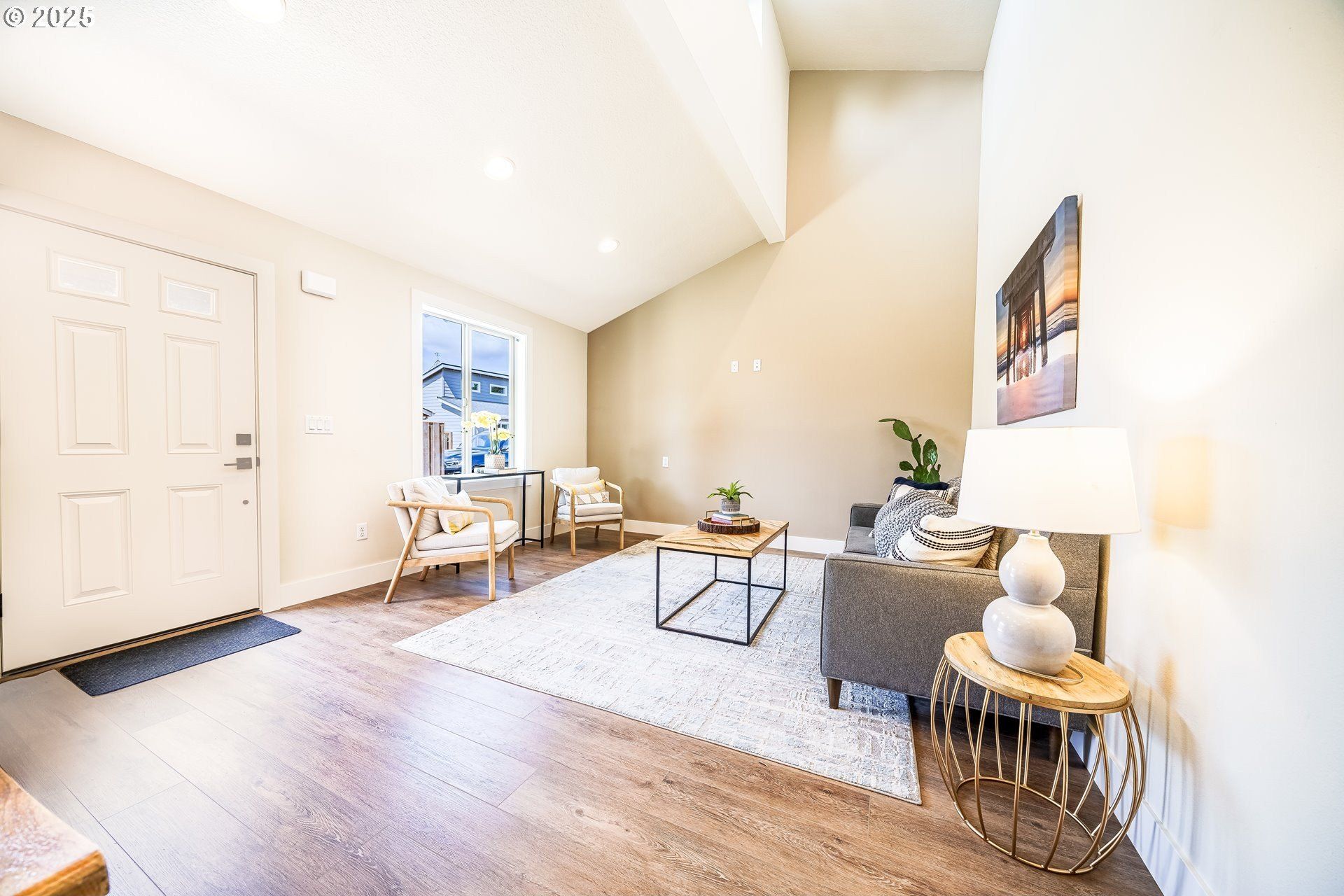 12252 Meadowlawn Dr. Oregon City, OR 97045