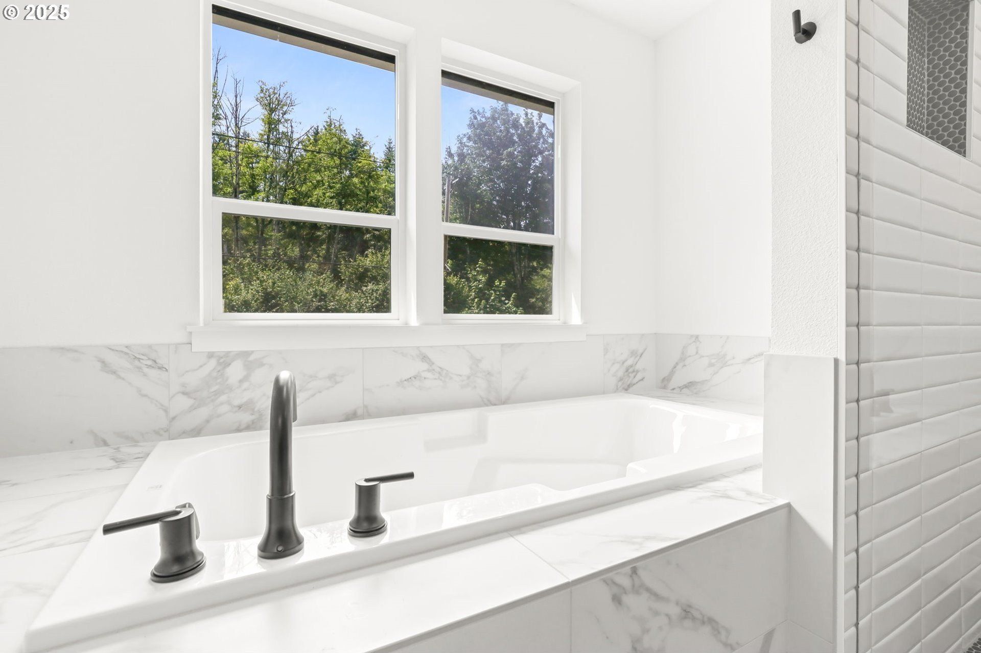 234 Se 29Th St. Gresham, OR 97080