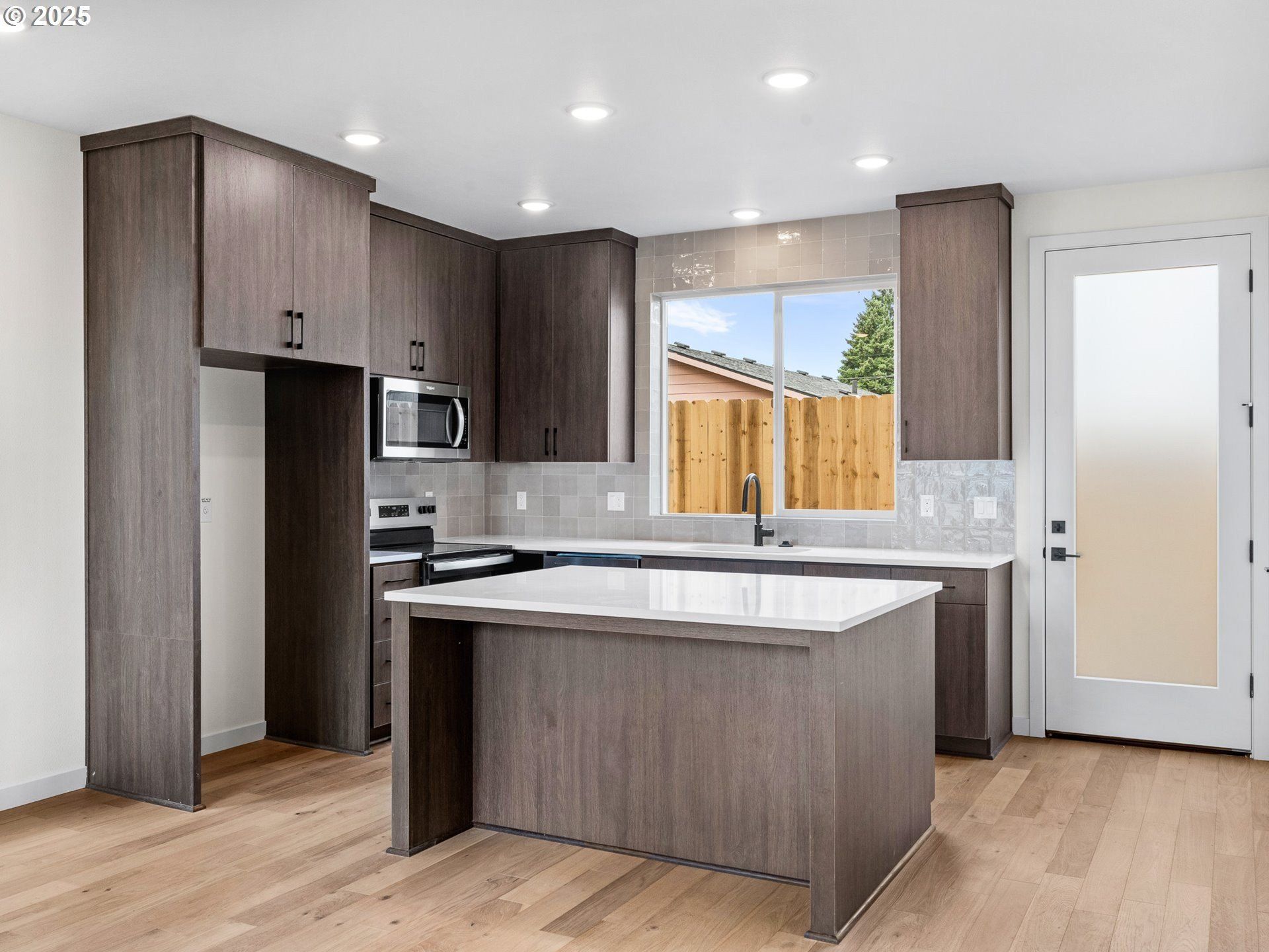 6717 Se Gladstone St. Portland, OR 97206