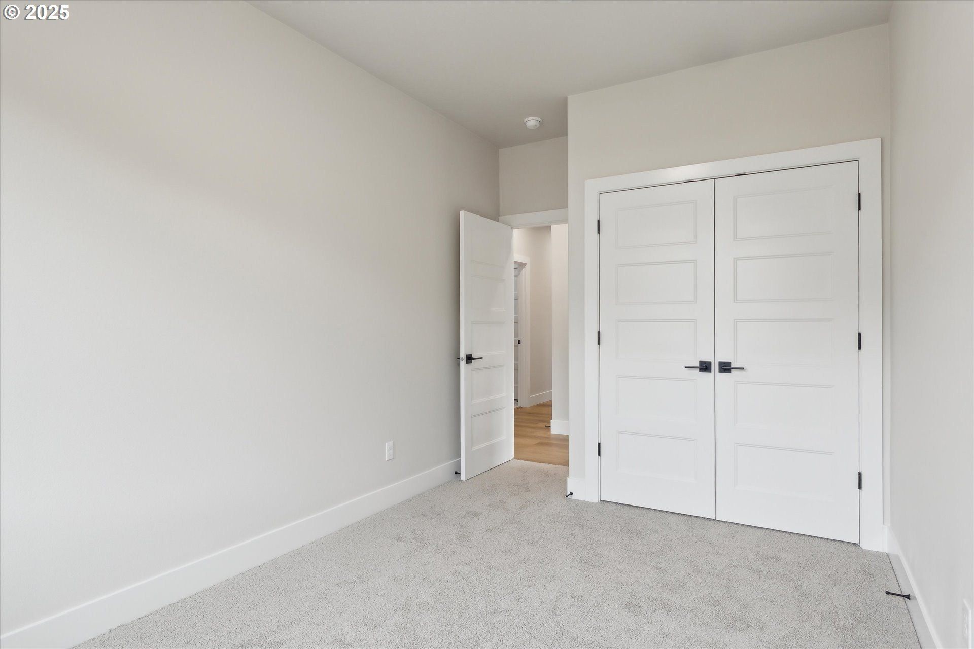 773 Riley Dr. Silverton, OR 97381