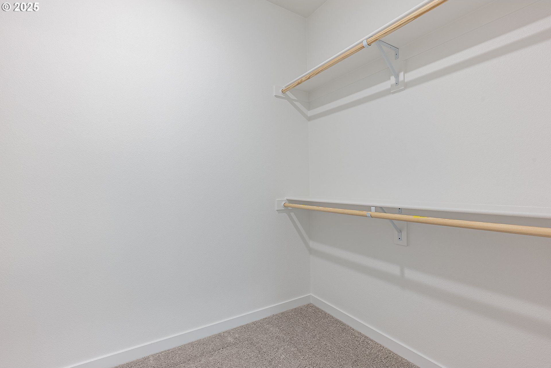 706 Tigerlily St. Silverton, OR 97381