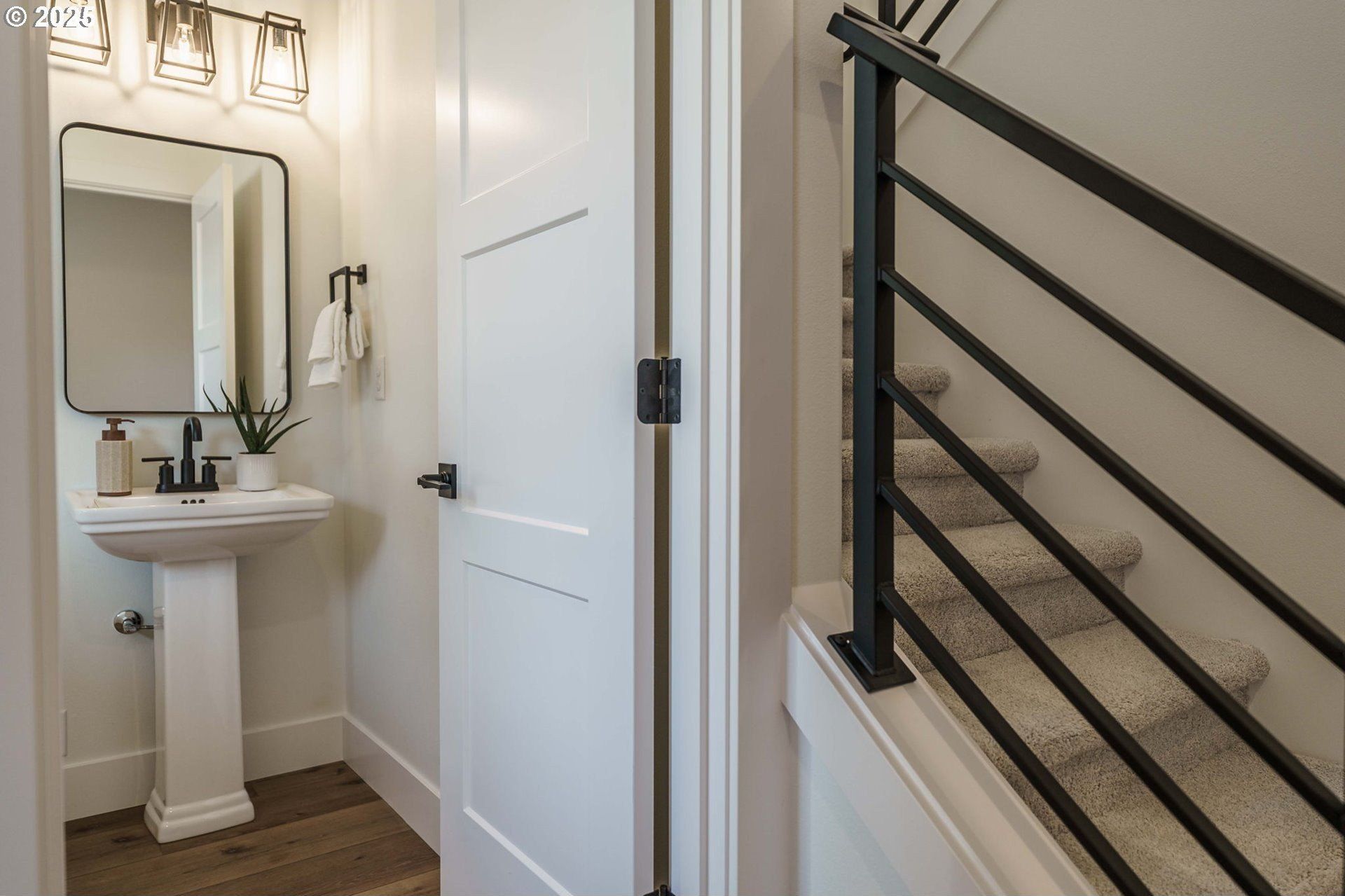 19356 Juniper Ct. Oregon City, OR 97045