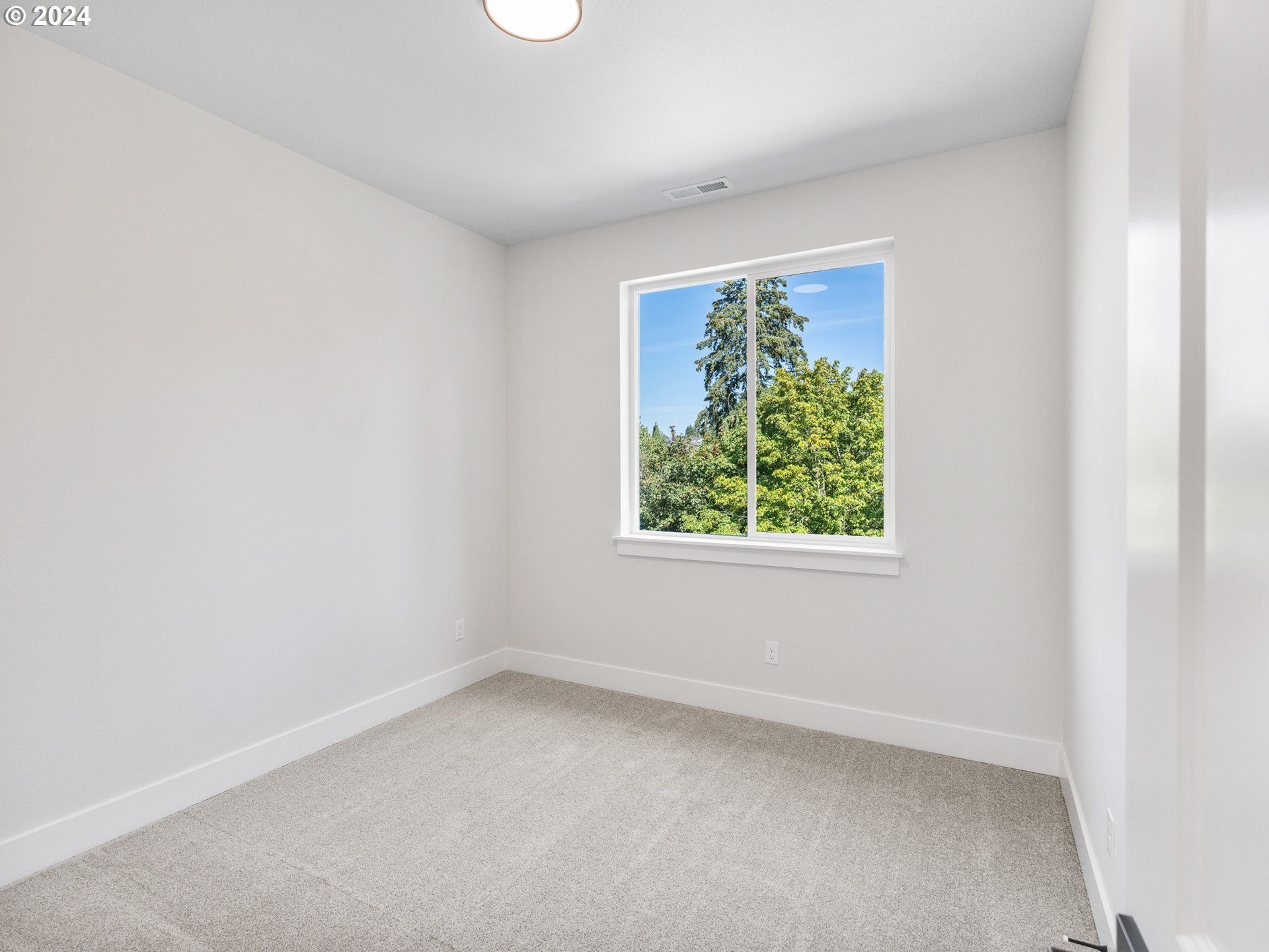 16911 Se Siri Ct. Damascus, OR 97089