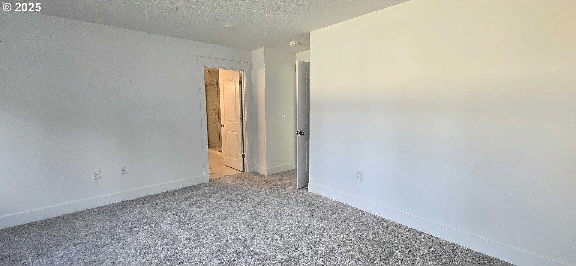 12451 Se Harold St Unit 1. Portland, OR 97236