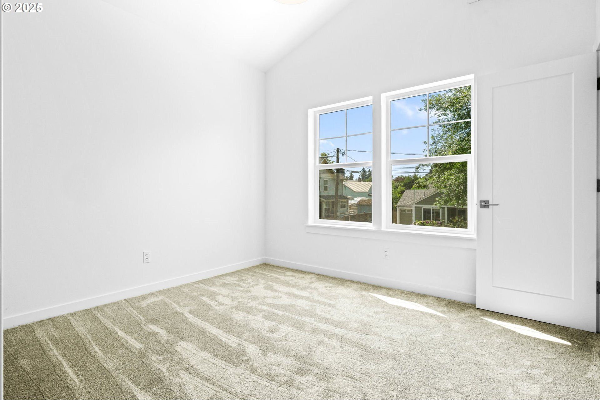 5473 N Fessenden St. Portland, OR 97203