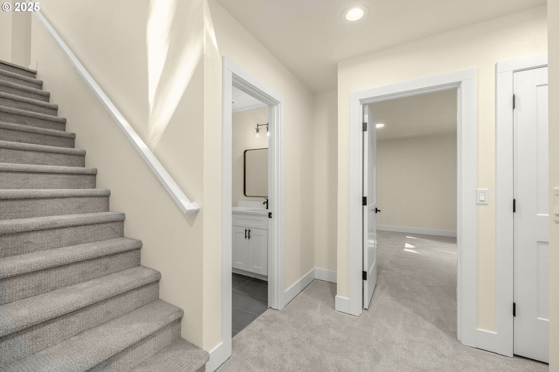 32904 Nw View Terrace Pl. Scappoose, OR 97056