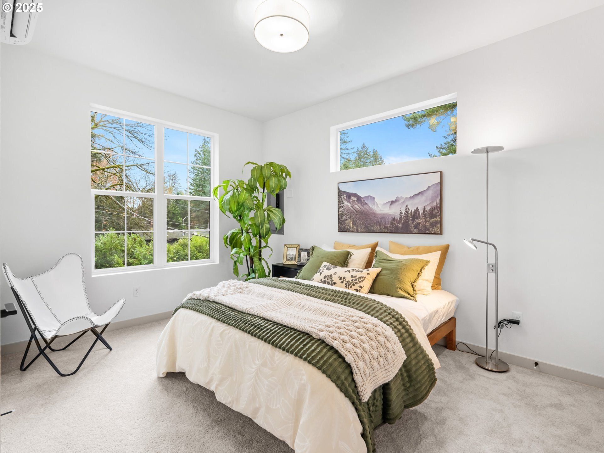 5217 Sw Vacuna St. Portland, OR 97219