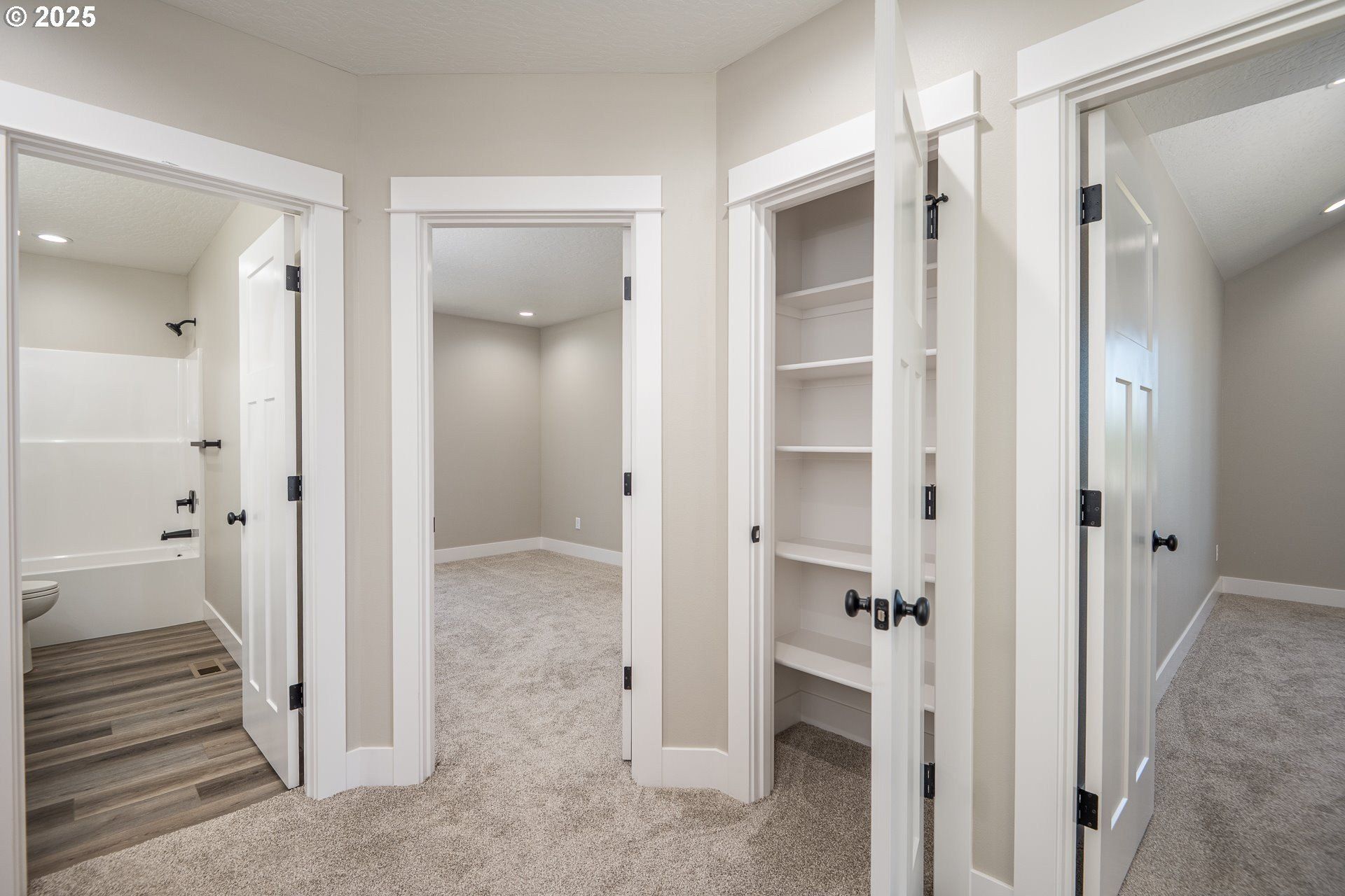 24934 Westfield Ave. Veneta, OR 97487