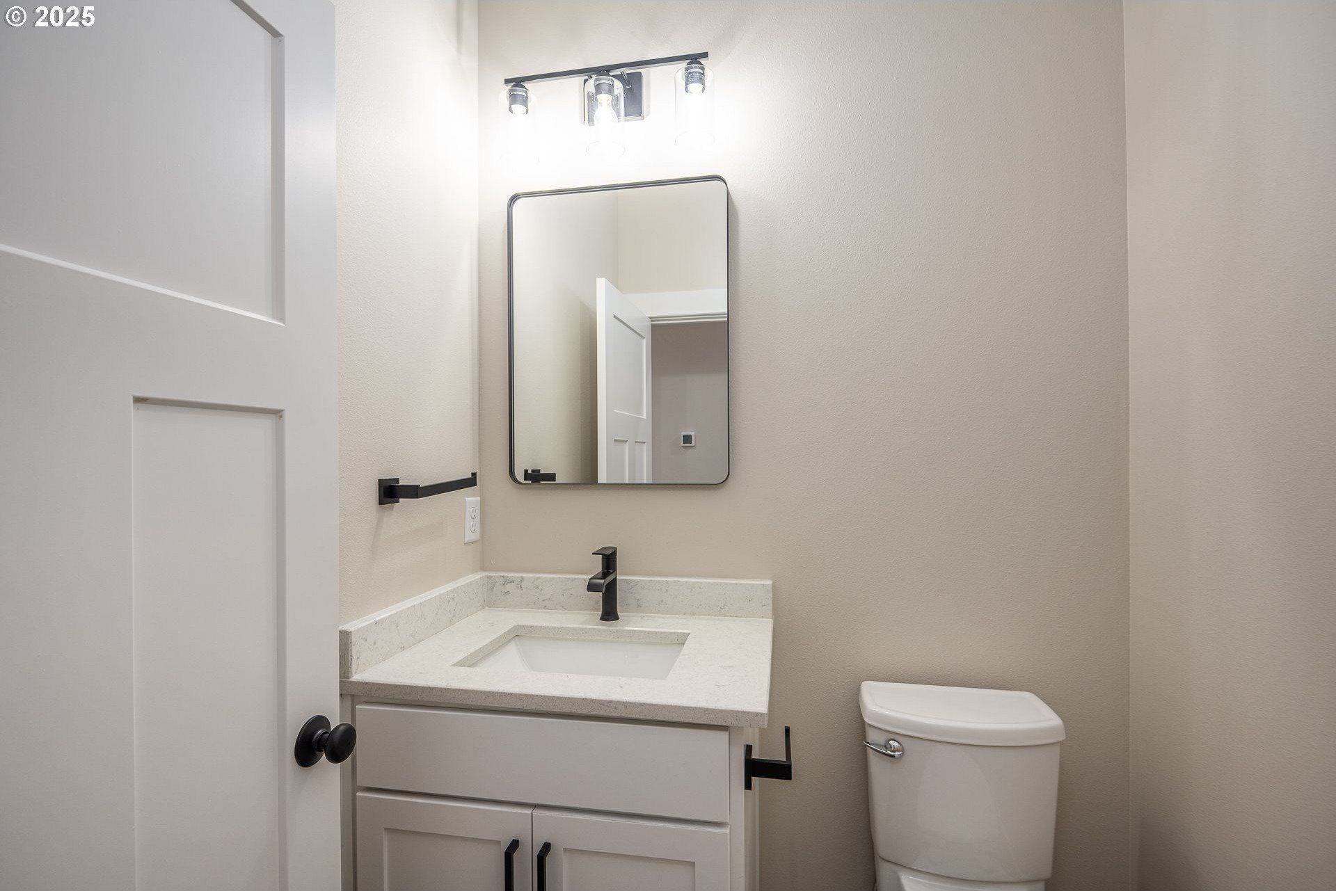 160 Wil Way. Winston, OR 97496