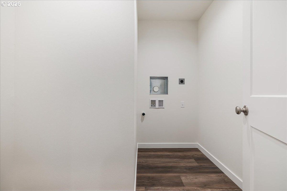 413 Se Shetterly Dr. Dallas, OR 97338