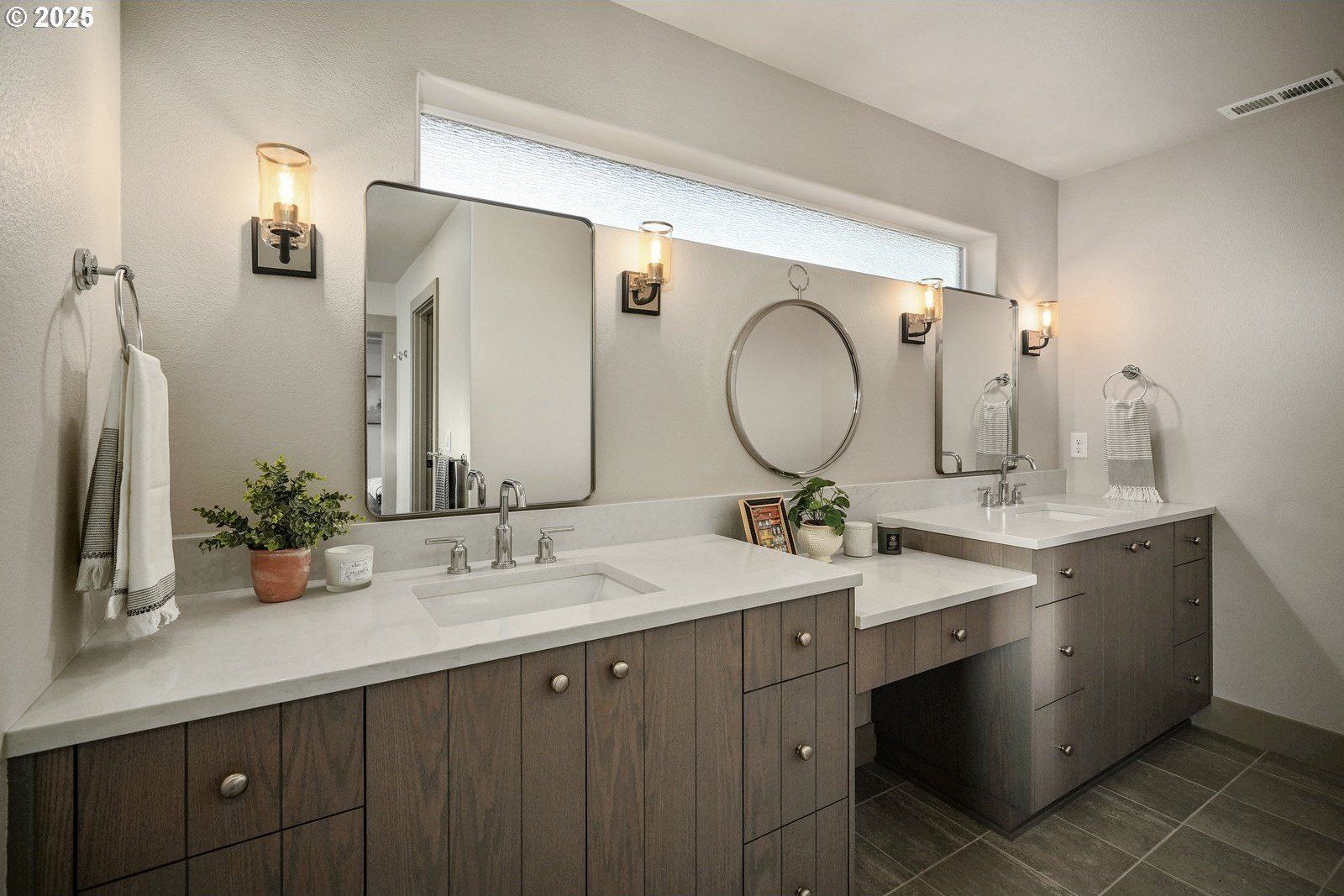 7531 Lennox Ln Ne. Keizer, OR 97303