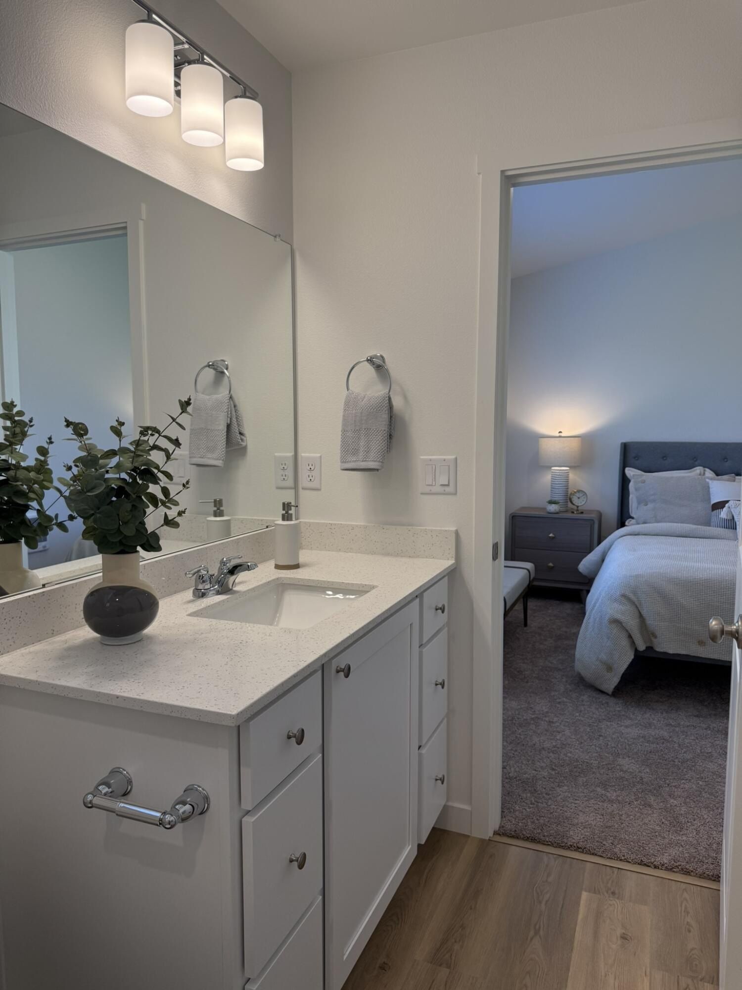 603 Ne Arnold Street. Madras, OR 97741