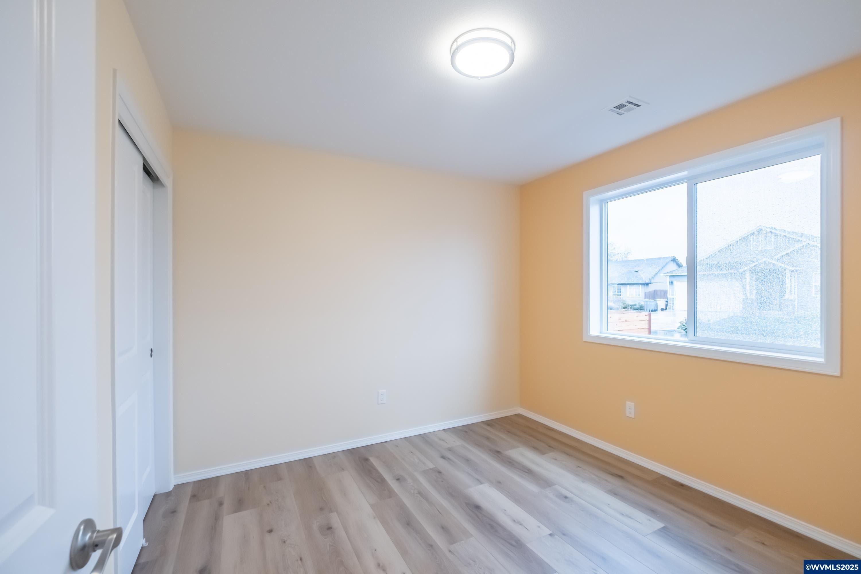 2037 Waterford St Se. Albany, OR 97322