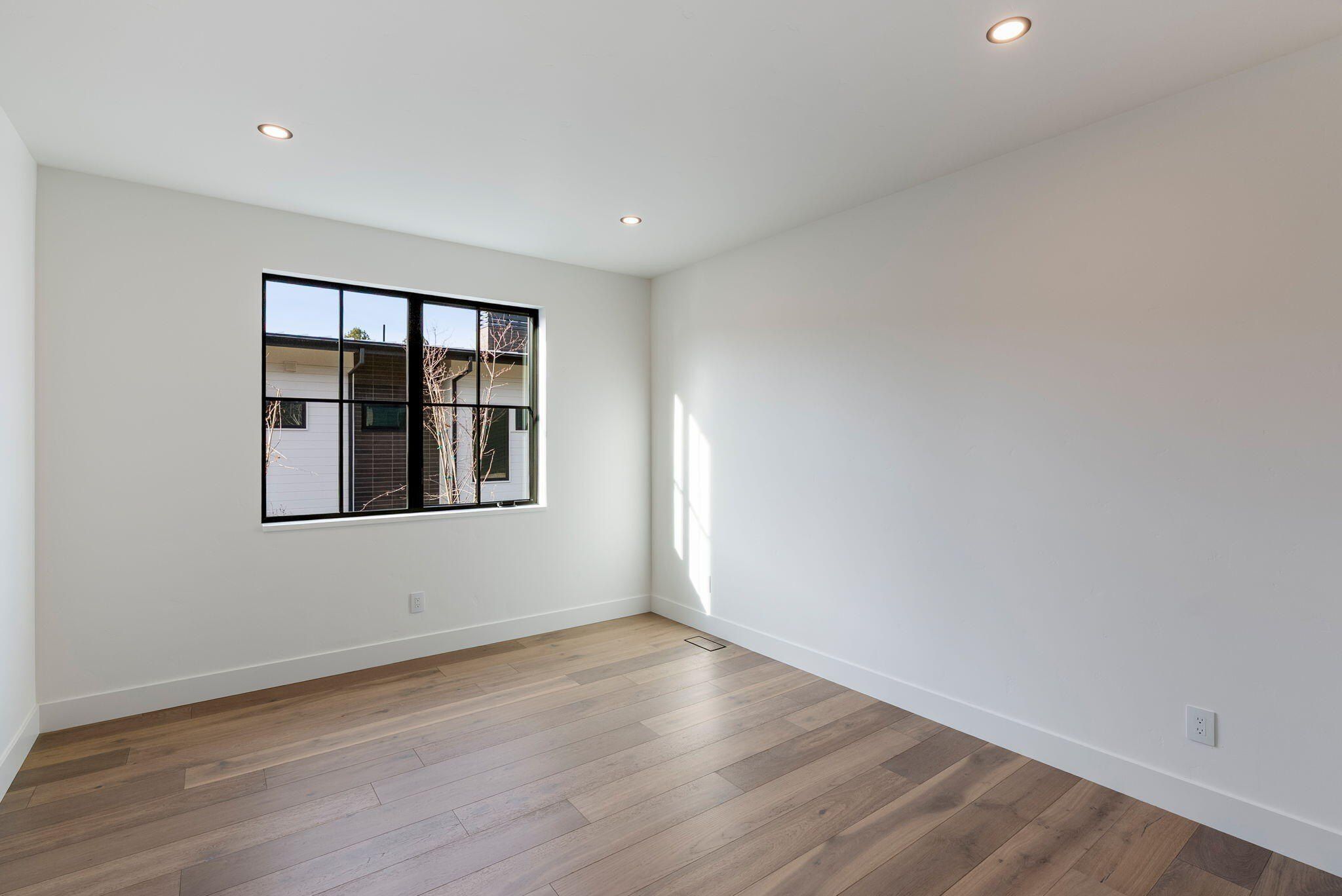 3118 Nw Crossing Drive. Bend, OR 97703