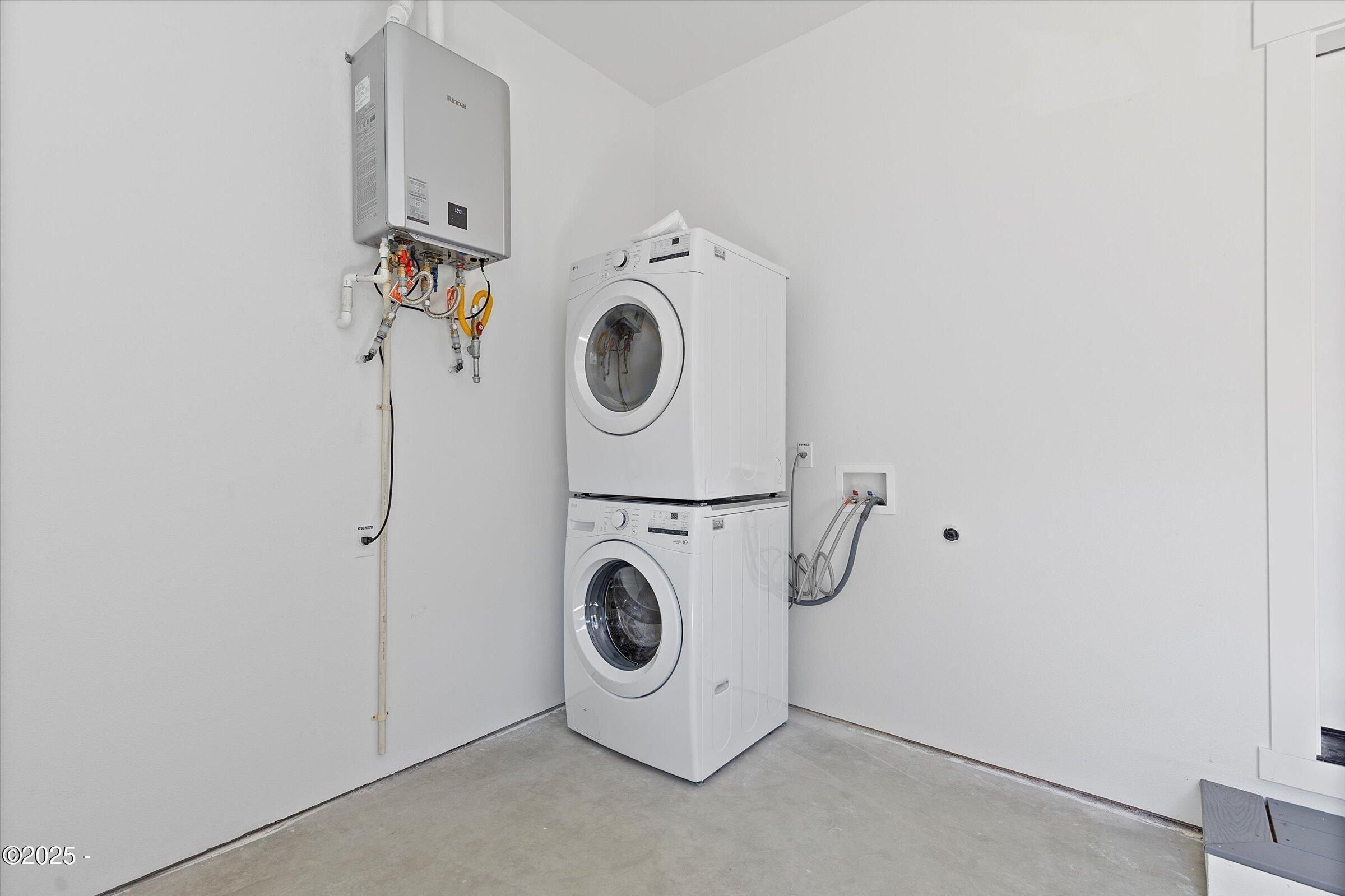 333 Se Oar Avenue. Lincoln City, OR 97367