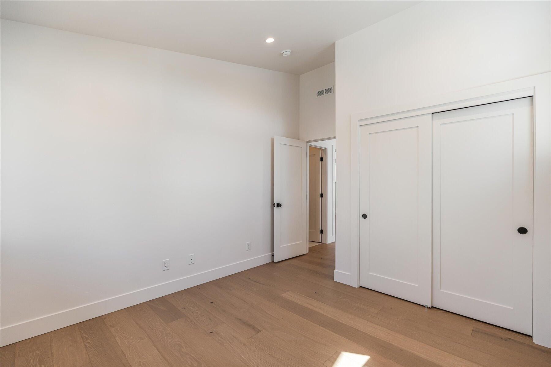 3334 Nw Leavitt Lane. Bend, OR 97703