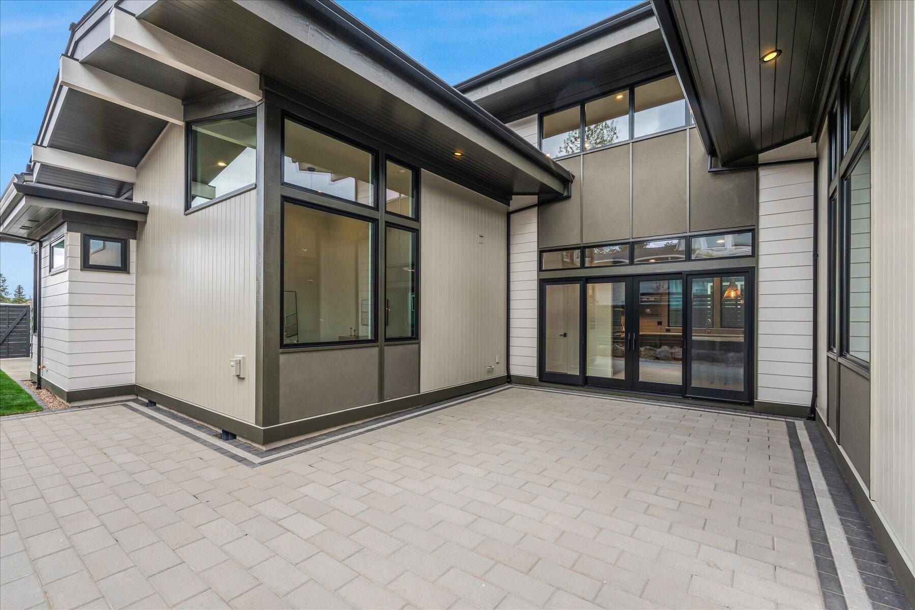 3310 Nw Leavitt Lane. Bend, OR 97703