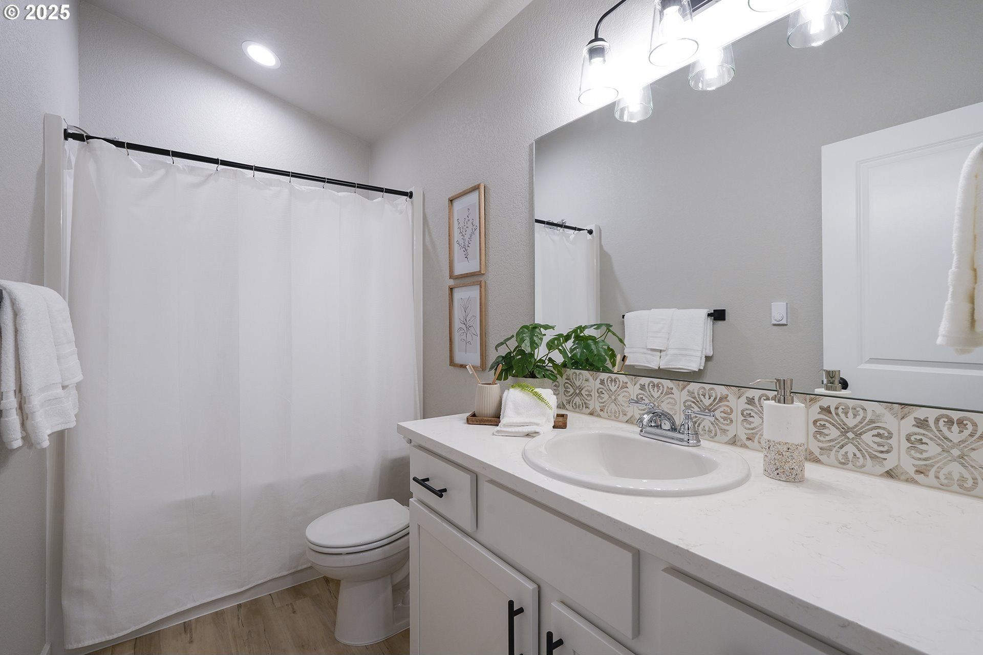 4541 Se 97Th Ave. Portland, OR 97266