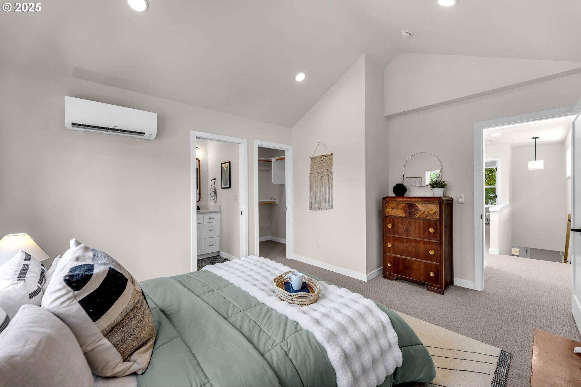 8413 N Gloucester Ave. Portland, OR 97203