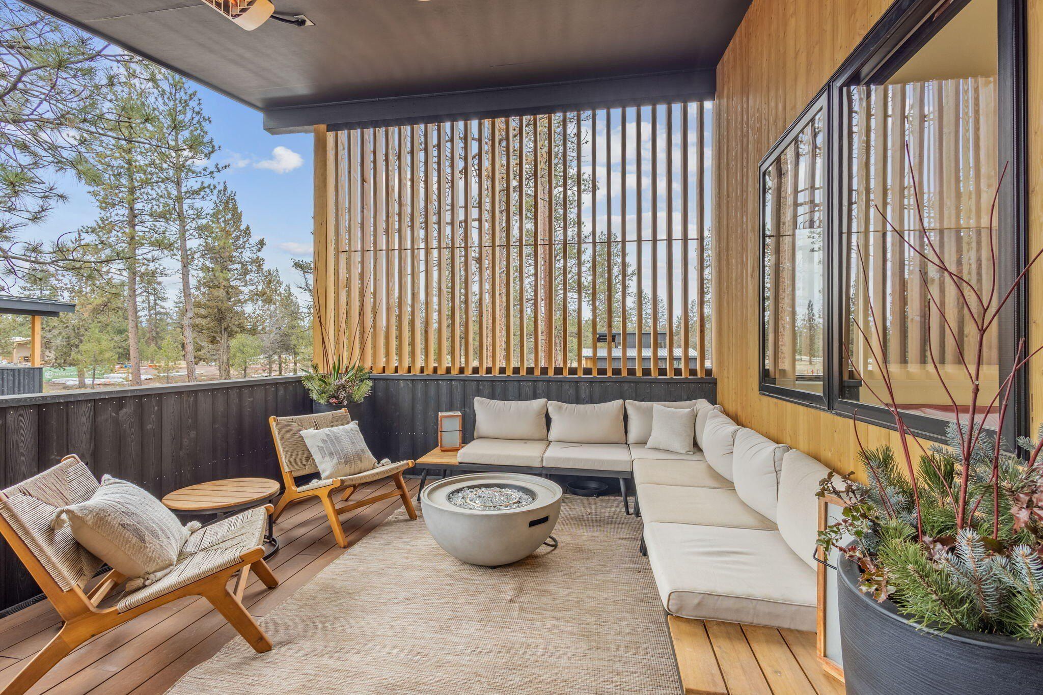 630 W Sprout Lane. Sisters, OR 97759