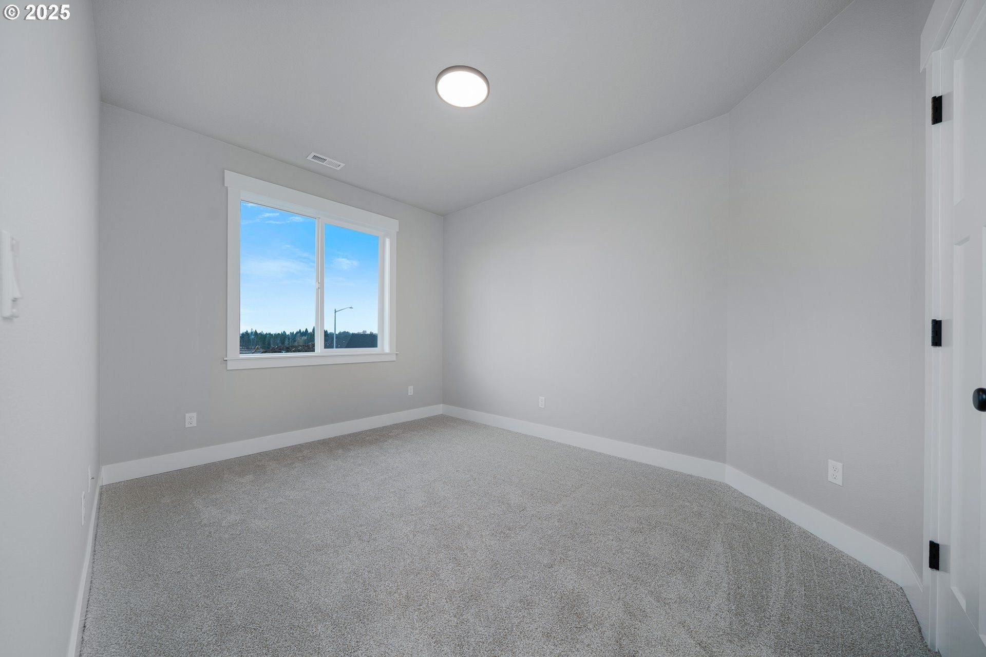 744 Ne Trillium Dr Unit 58. Estacada, OR 97023