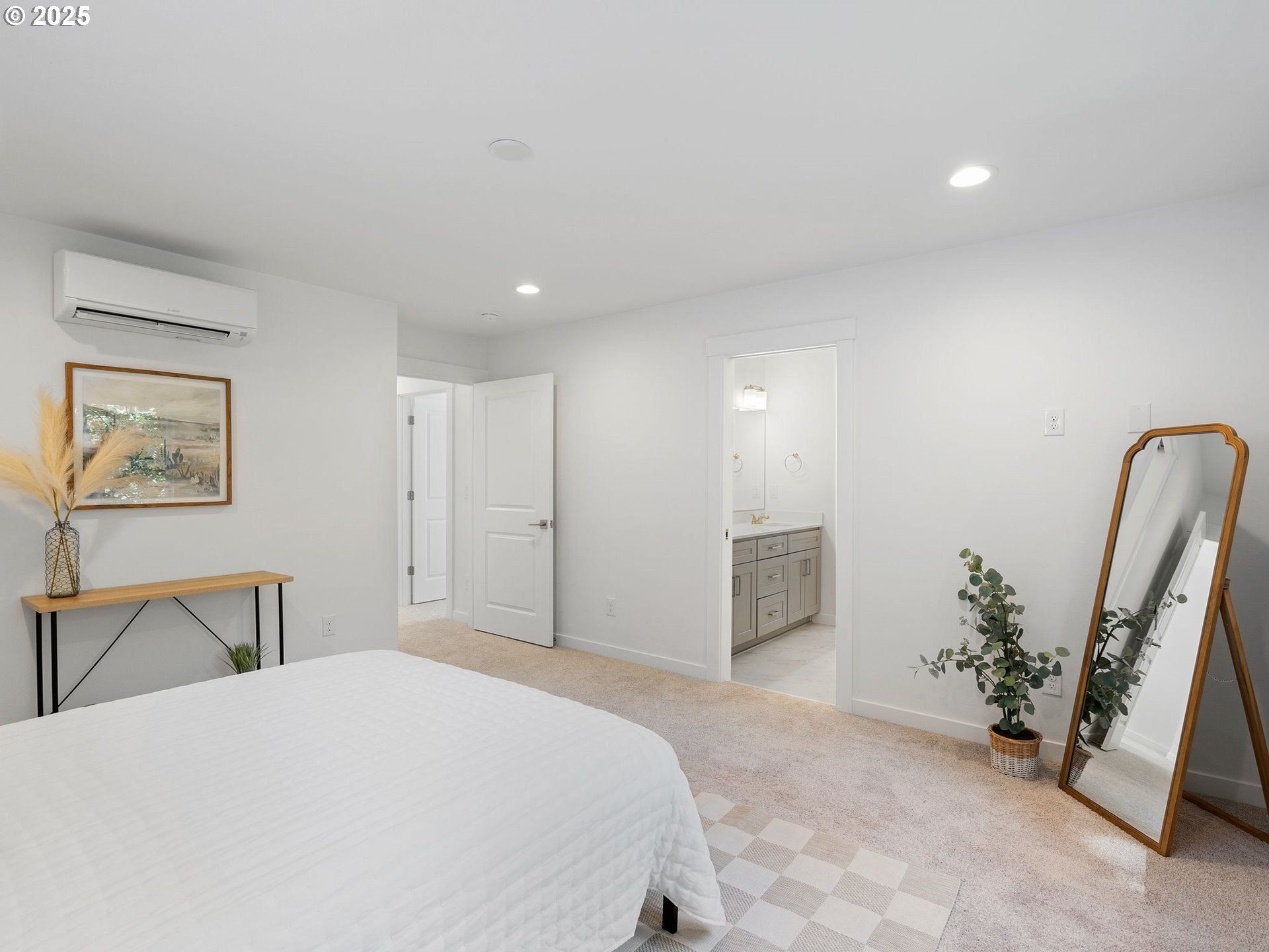 2150 Ne 207Th Pl. Fairview, OR 97024