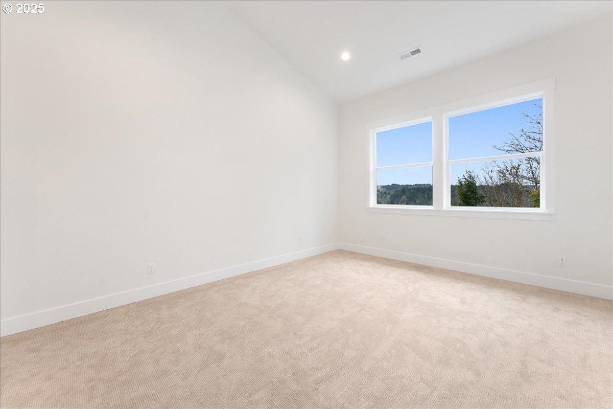 737 Se Forest Glen Rd. Estacada, OR 97023