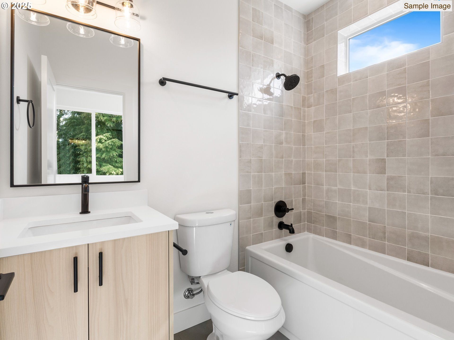 1660 Se Umatilla Unit 3. Portland, OR 97202