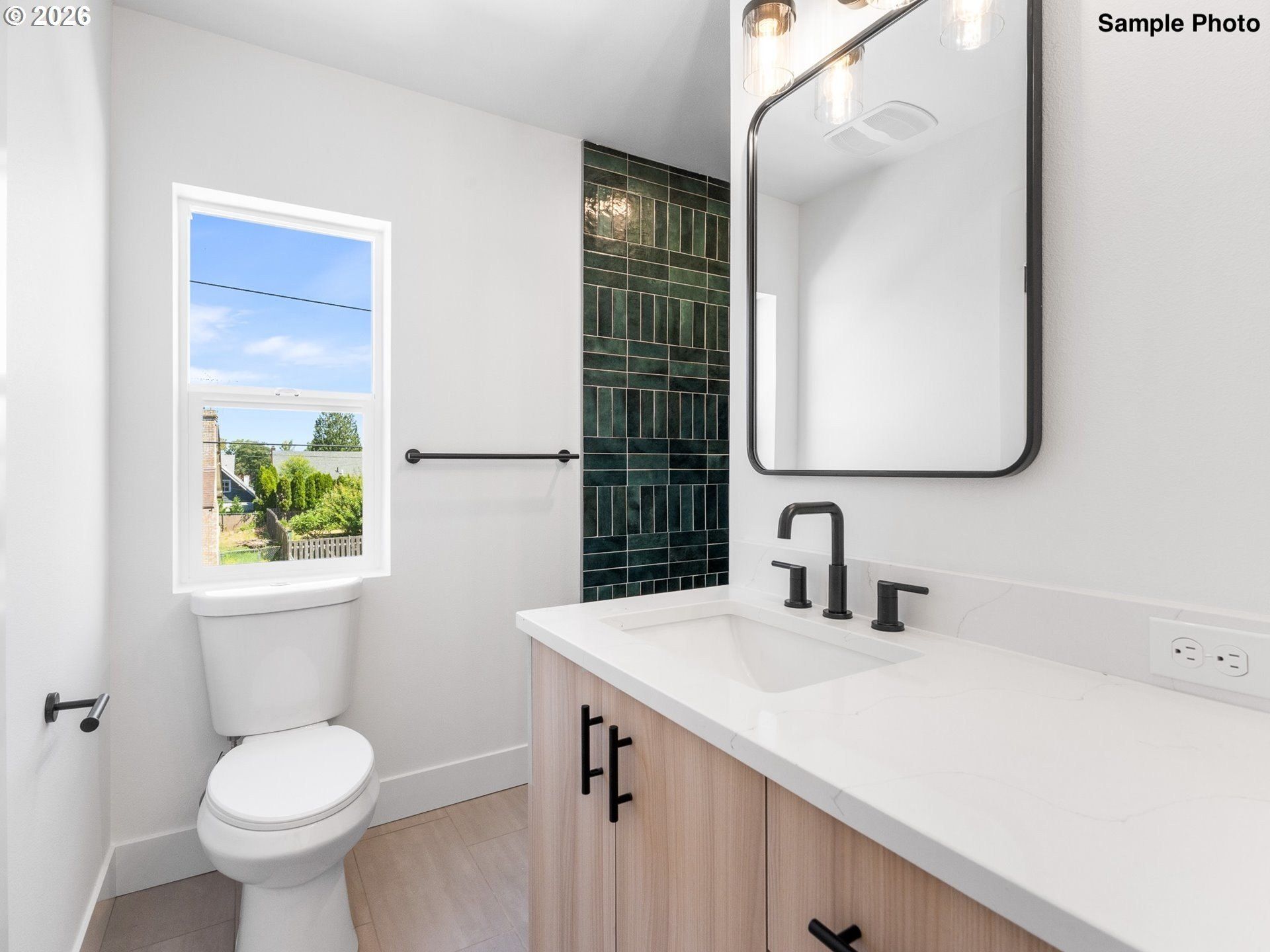 4358 Ne Going St. Portland, OR 97218