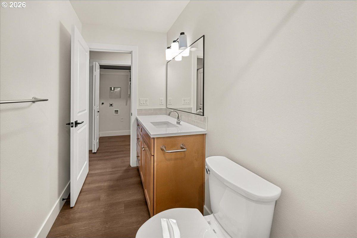 12306 Meadowlawn Dr. Oregon City, OR 97045