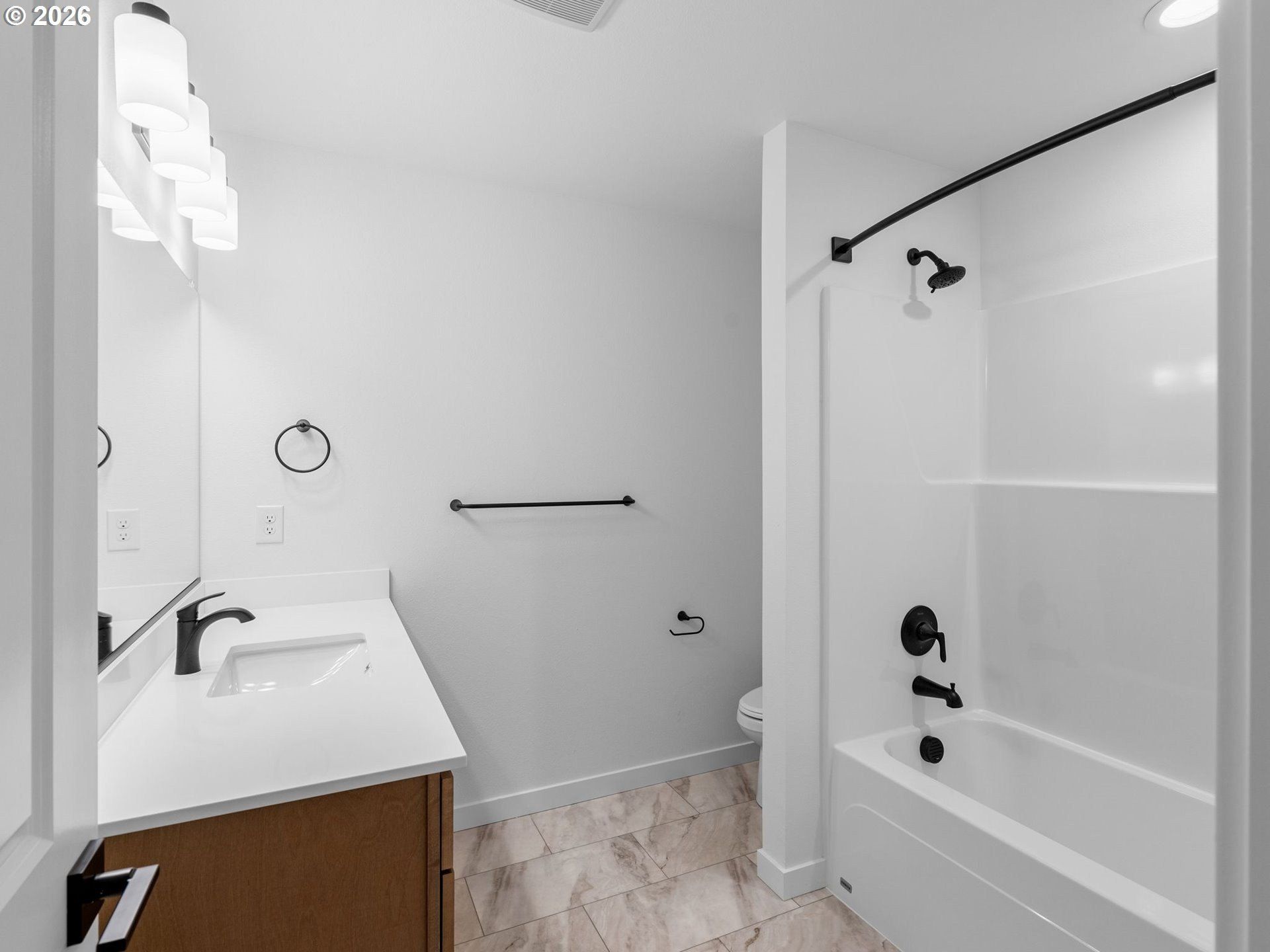 2250 Ne 207Th Pl. Fairview, OR 97024