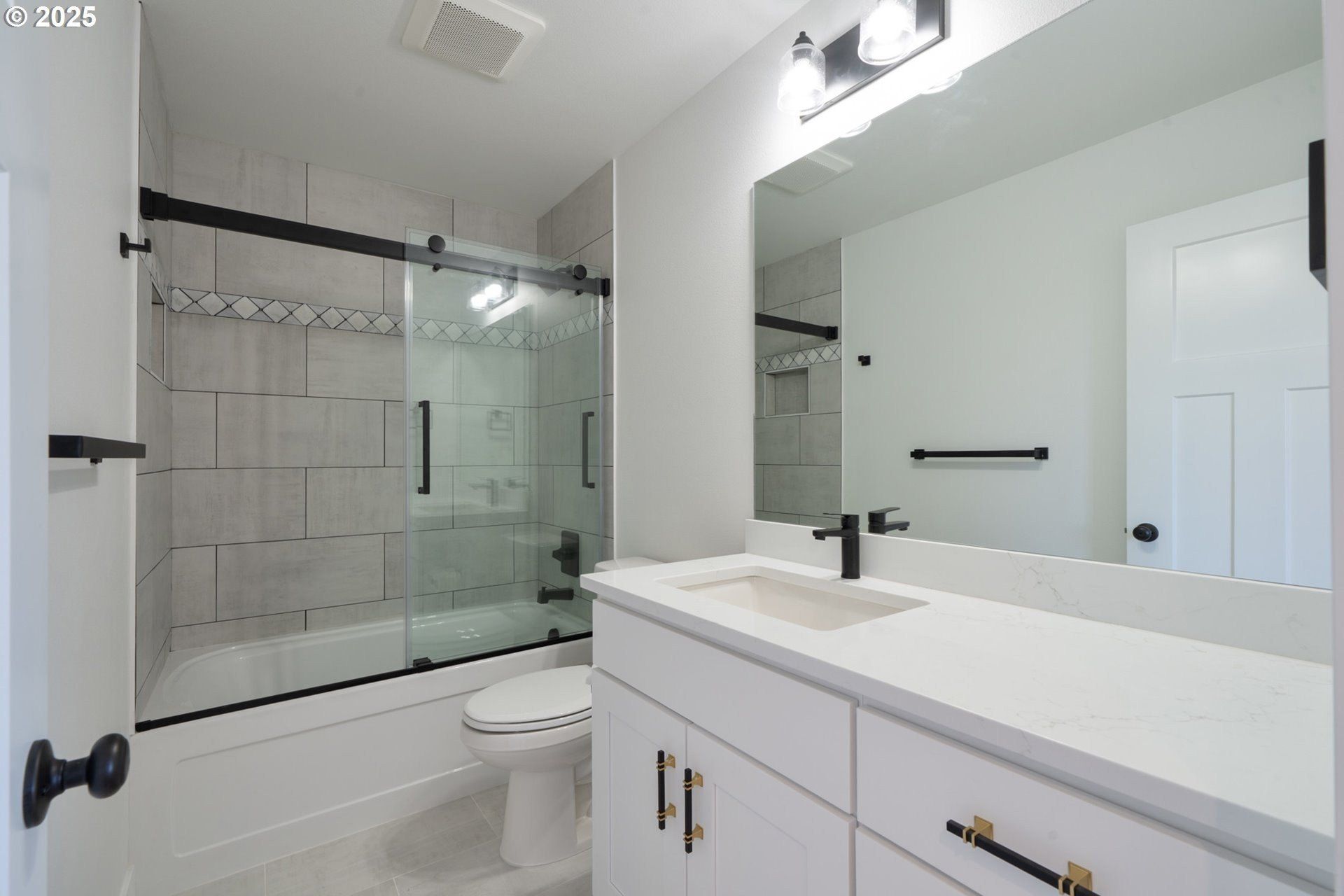 120 Crescent St. Tillamook, OR 97141