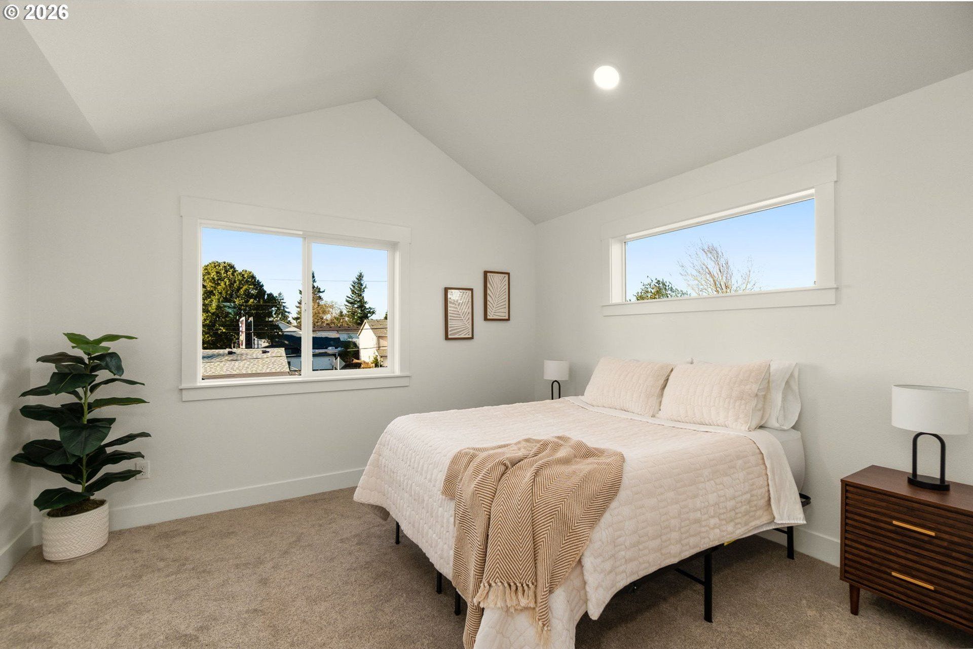 5224 Se Knapp. Portland, OR 97206