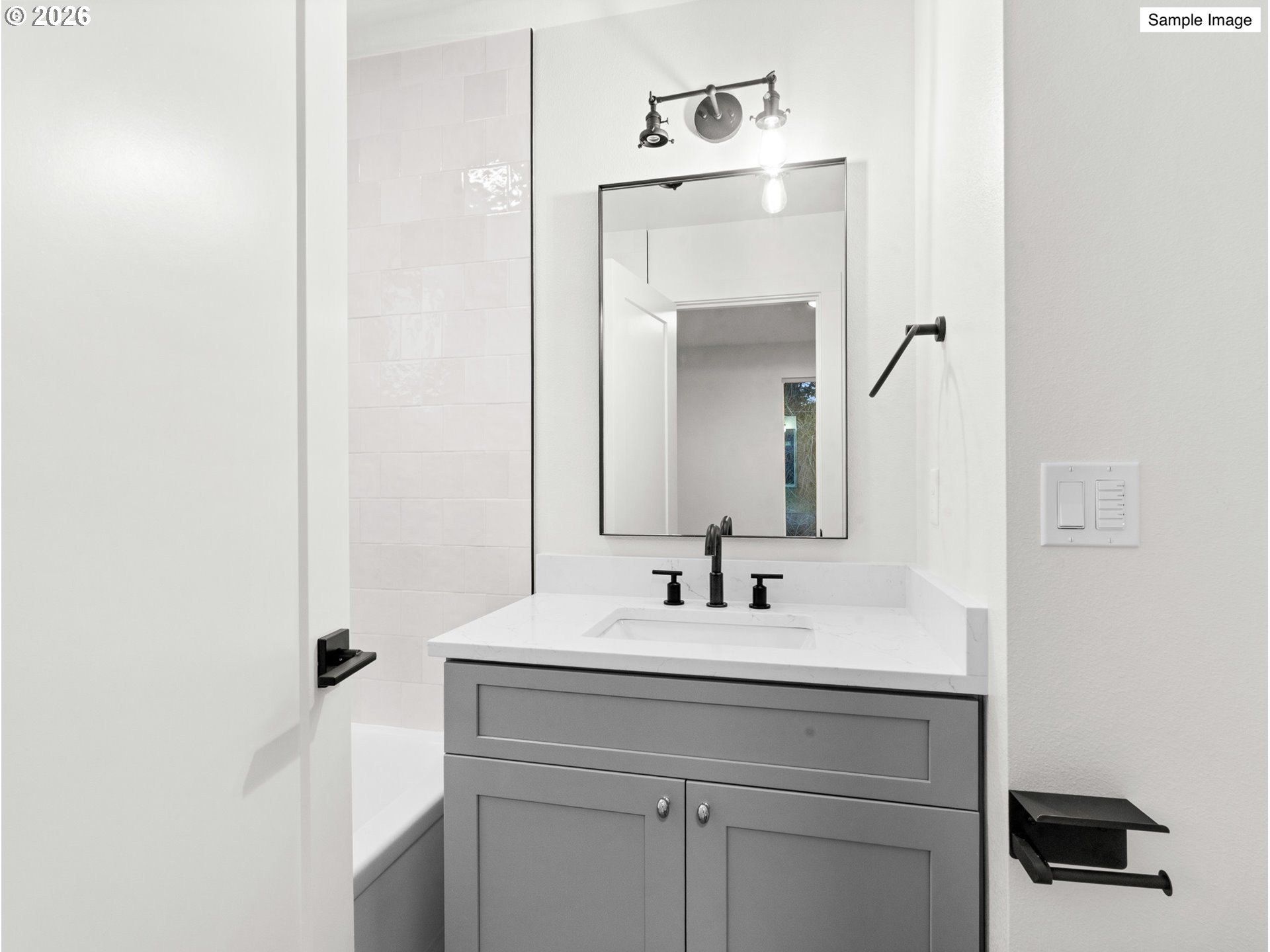 11071 Sw 61St Ave Unit 3. Portland, OR 97219