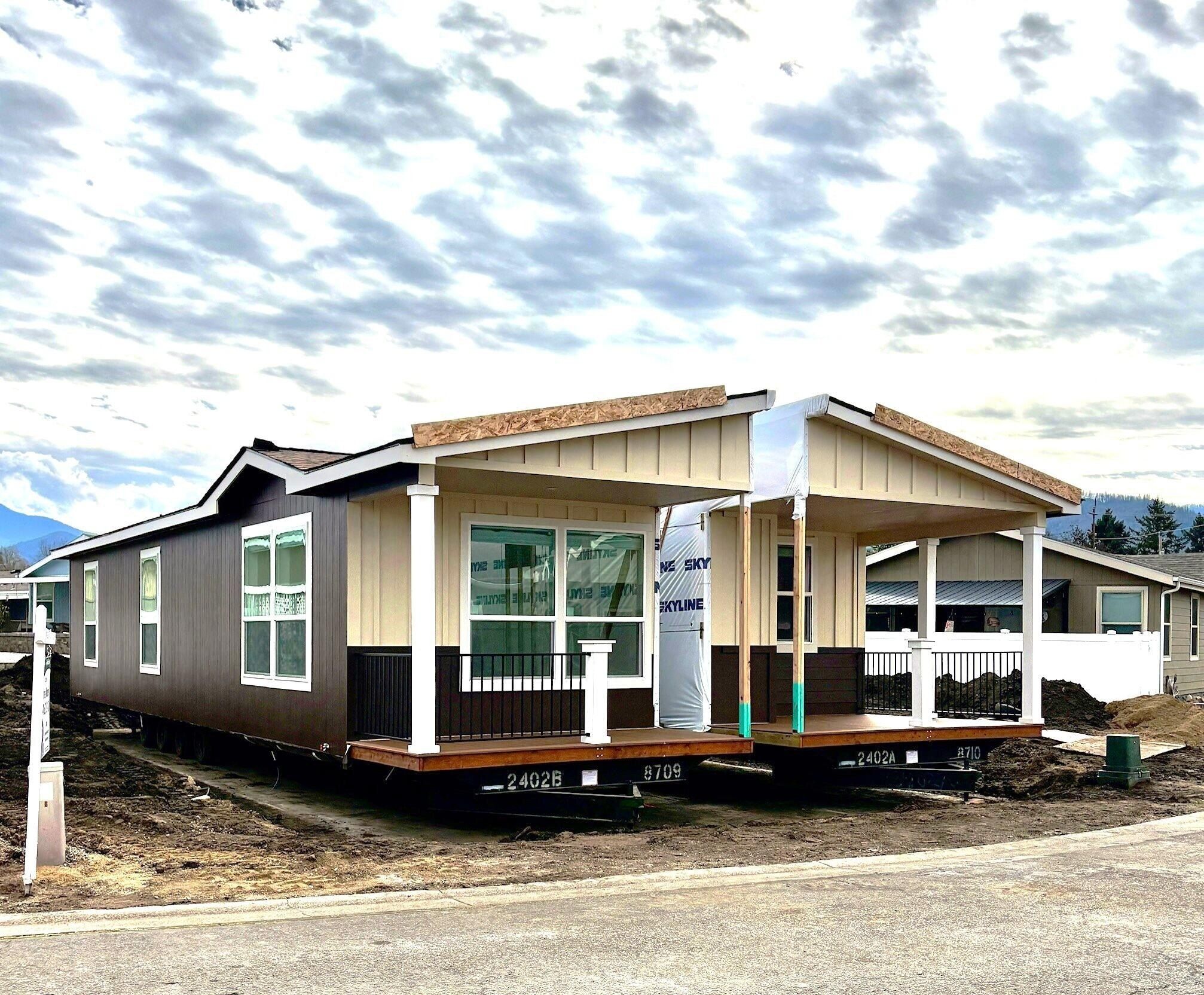 4601 S Pacific Highway. Phoenix, OR 97535