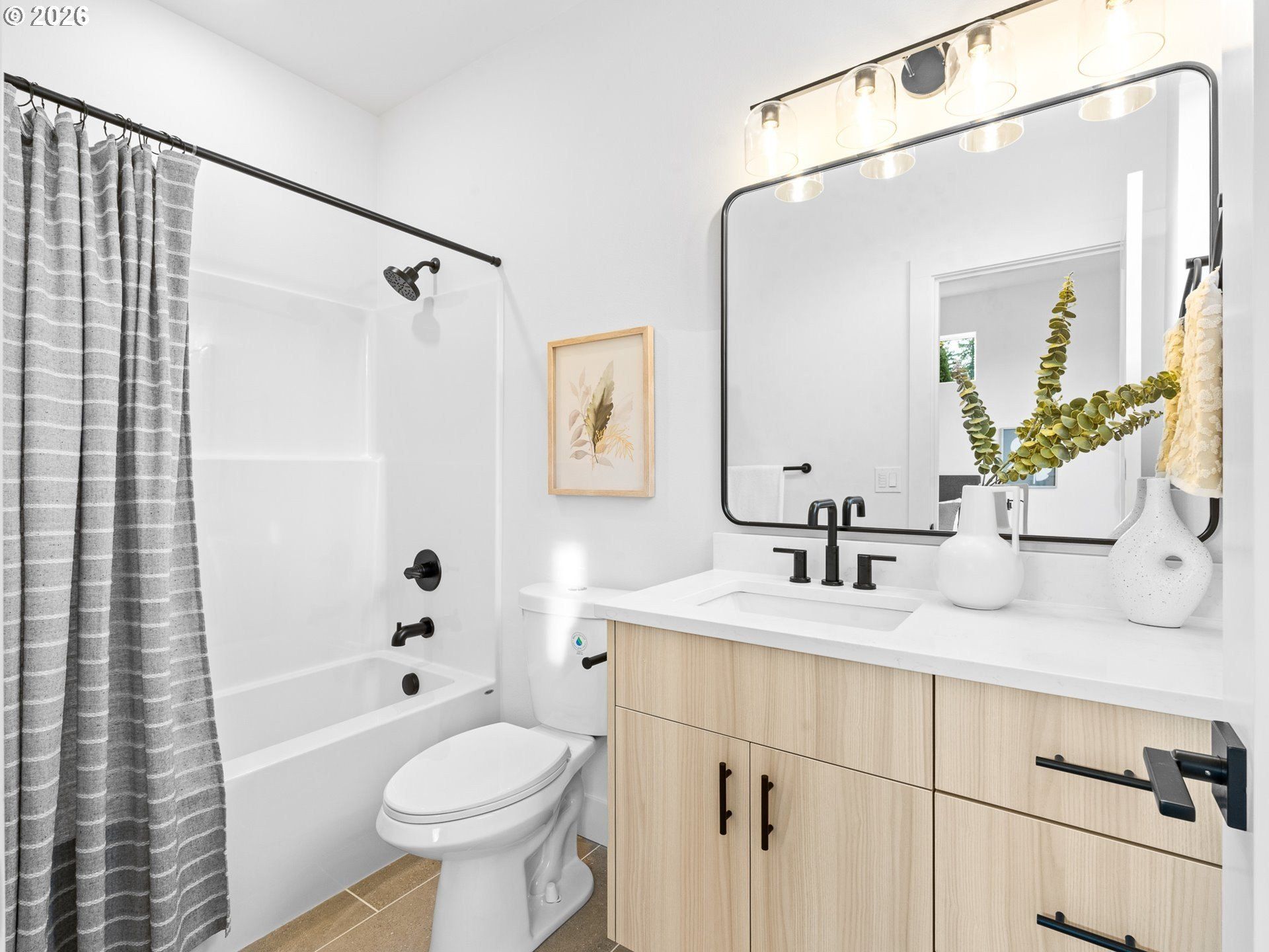 8207 Sw 45Th Ave. Portland, OR 97219