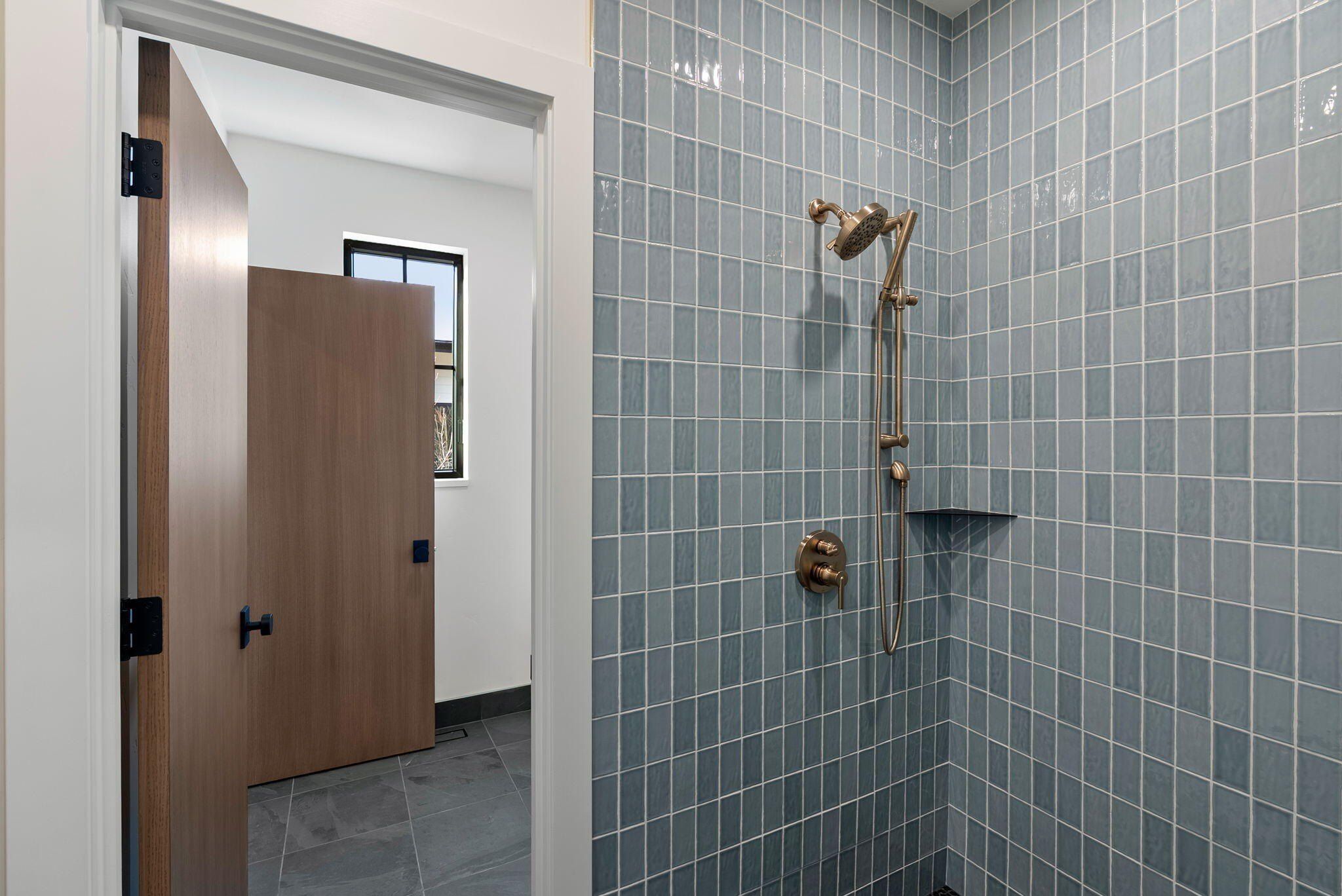 3118 Nw Crossing Drive. Bend, OR 97703