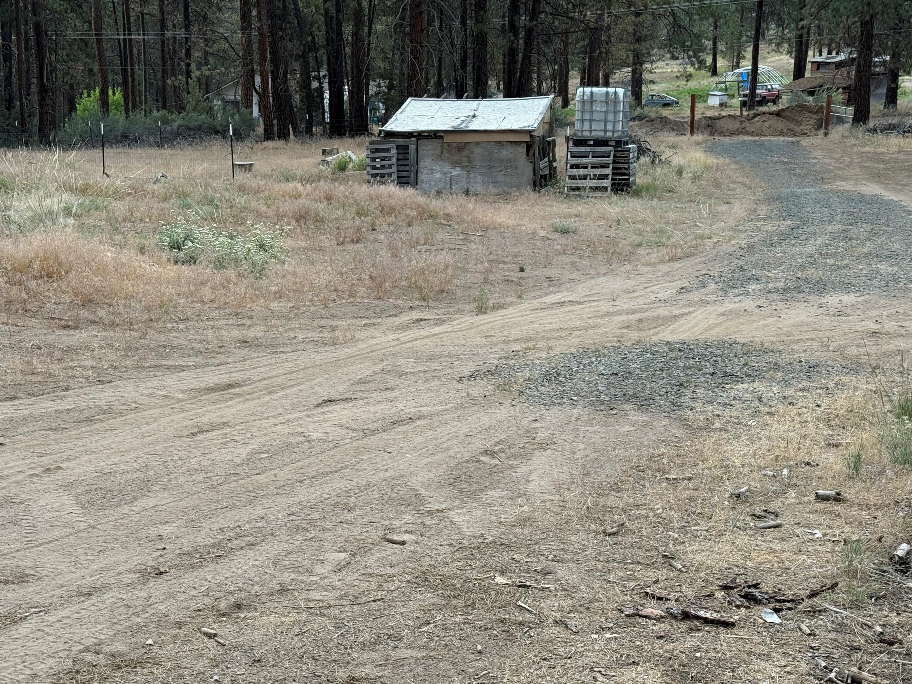 7238 Teal Drive. Bonanza, OR 97623