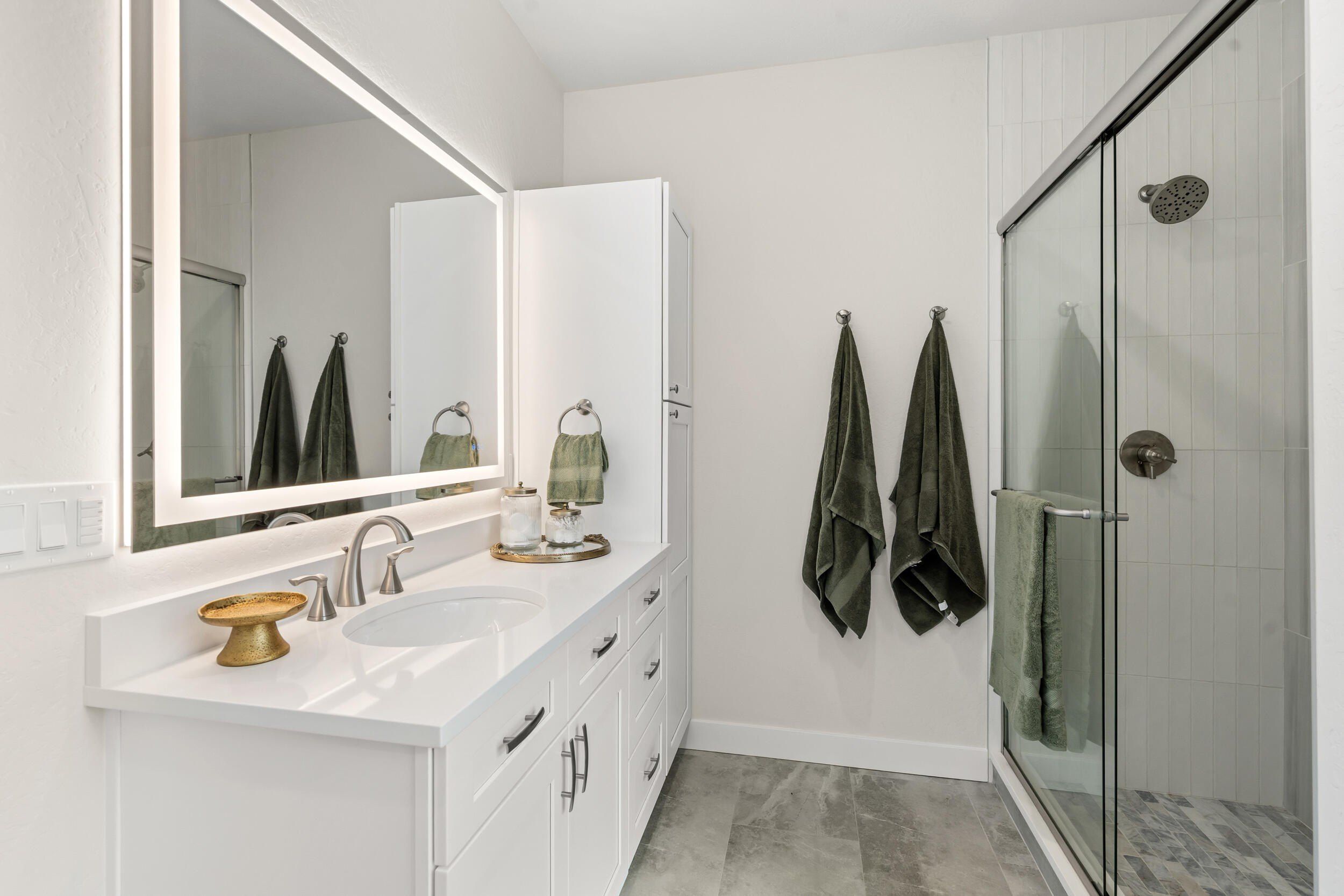 3145 Monaco Court. Medford, OR 97504