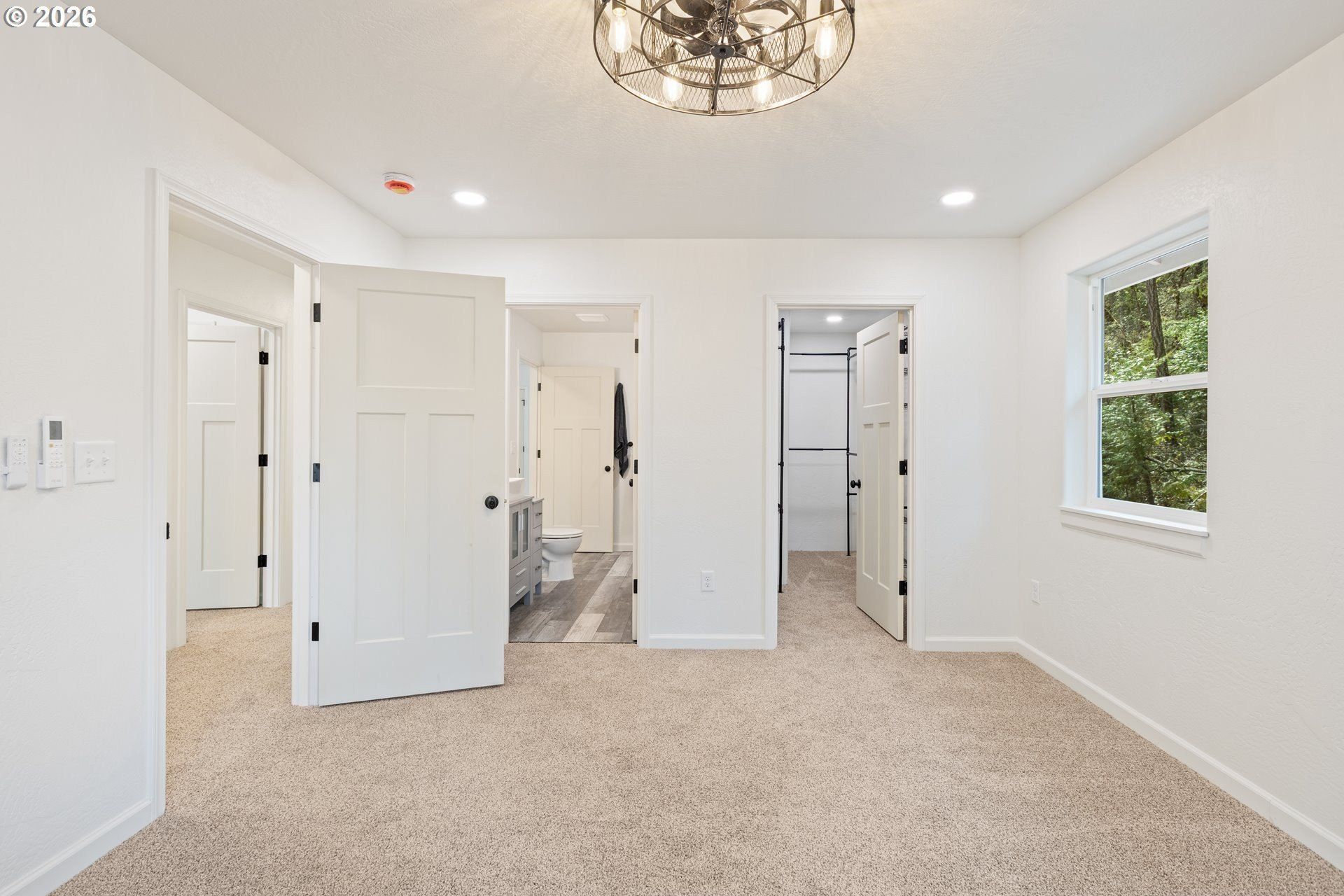 536 Annis St. Canyonville, OR 97417