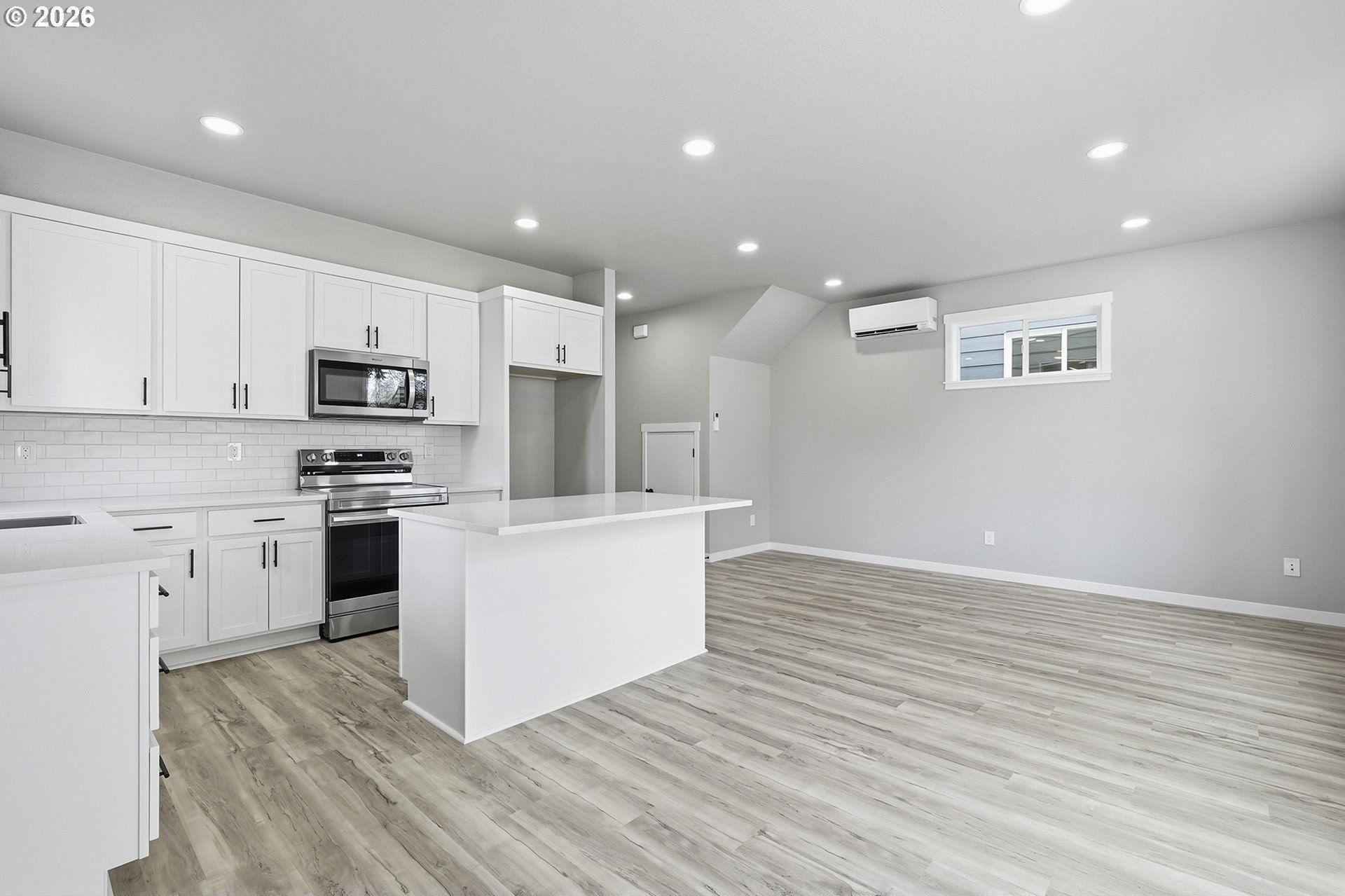 3163 Ne 117Th Ave. Portland, OR 97220