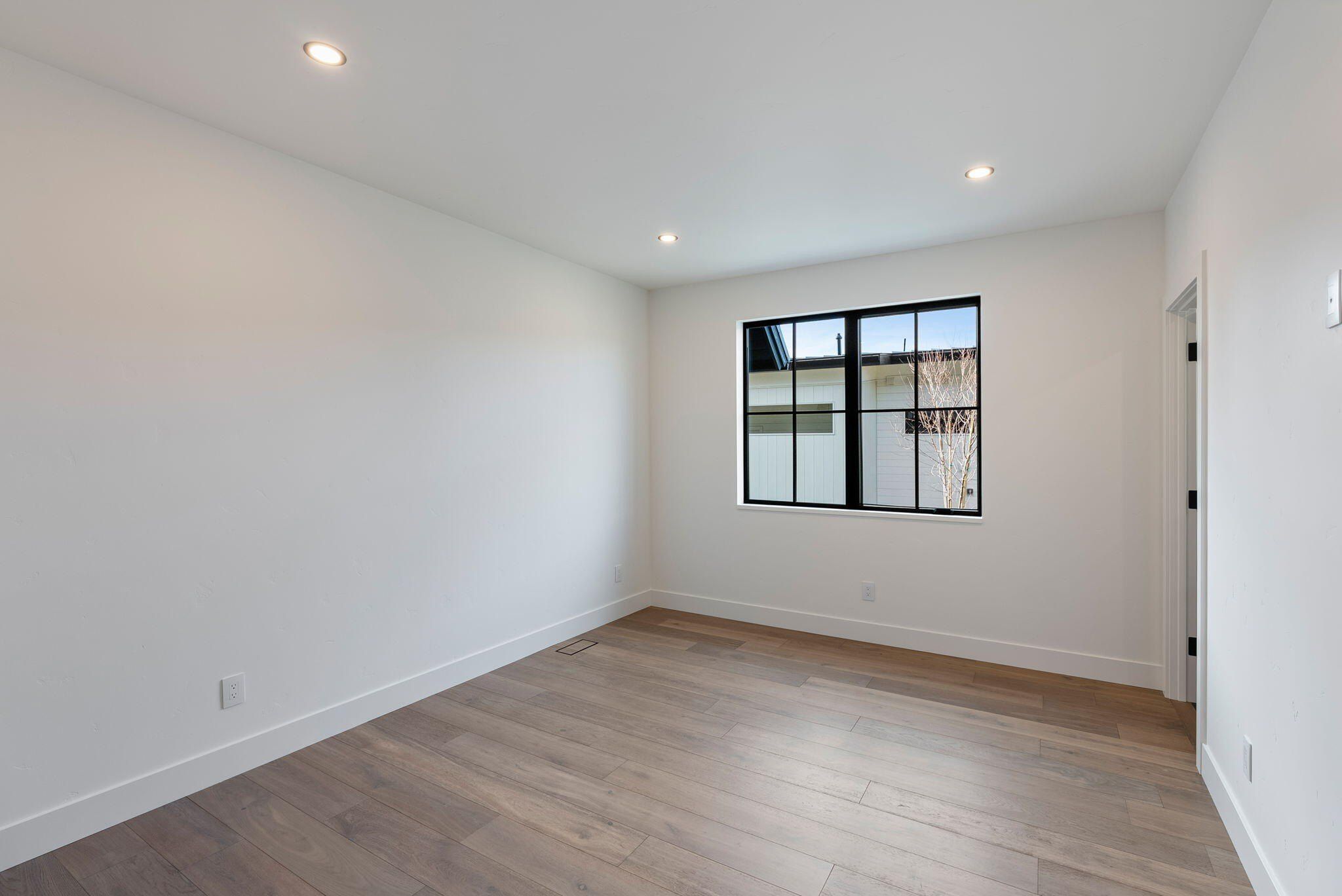 3118 Nw Crossing Drive. Bend, OR 97703