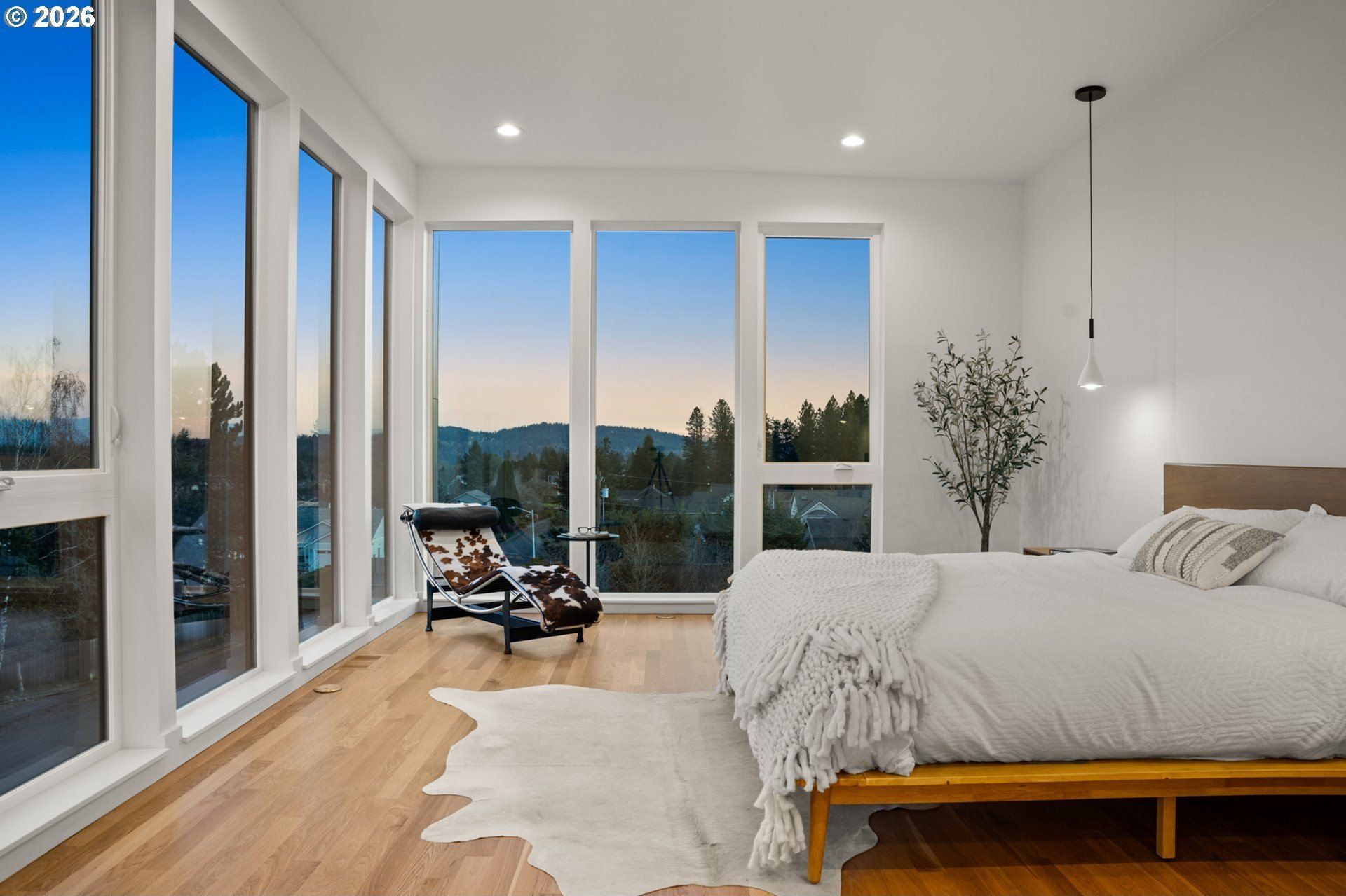 13191 Se Regency View St. Happy Valley, OR 97086