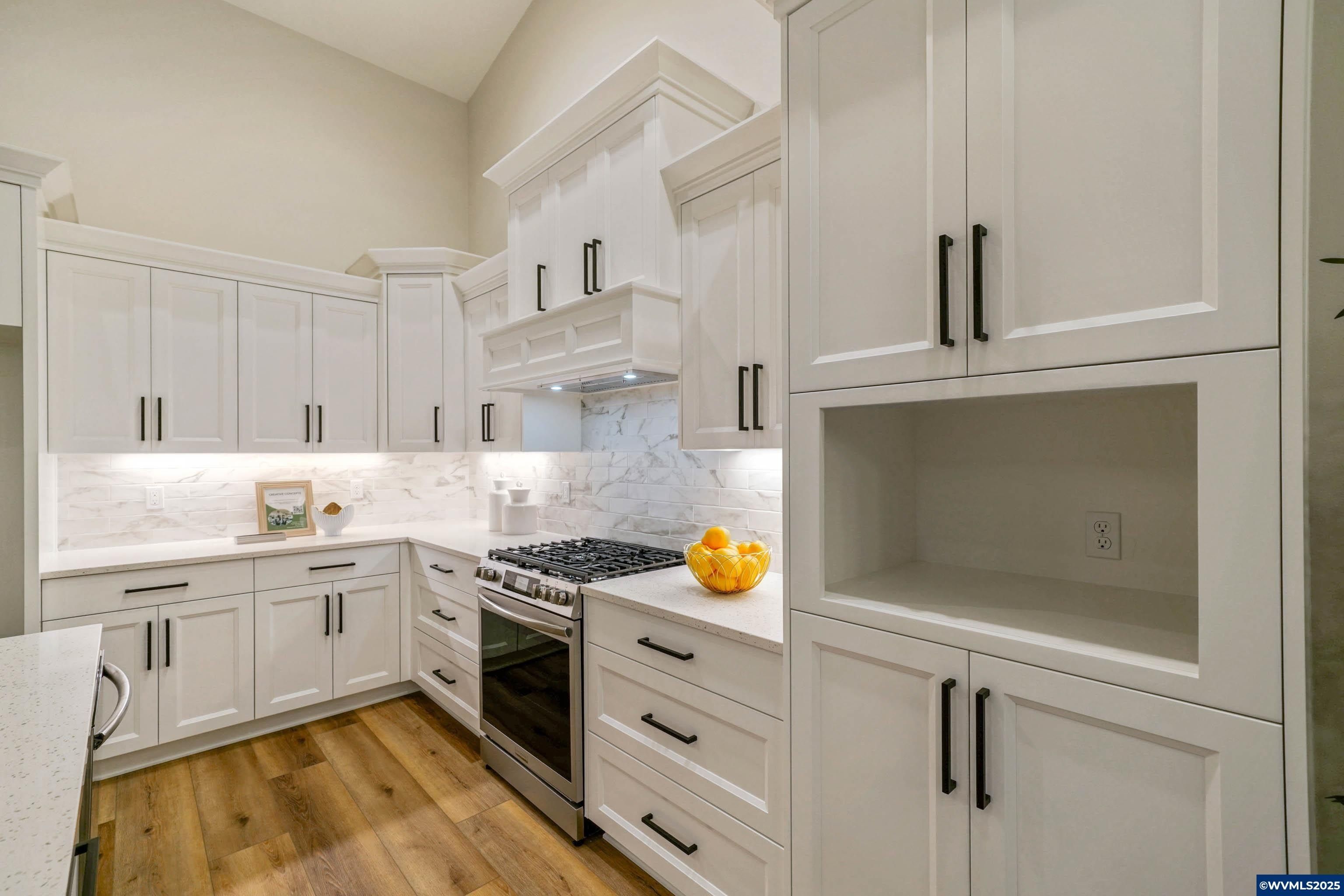 6752 Naomi Danielle St Se. Salem, OR 97306