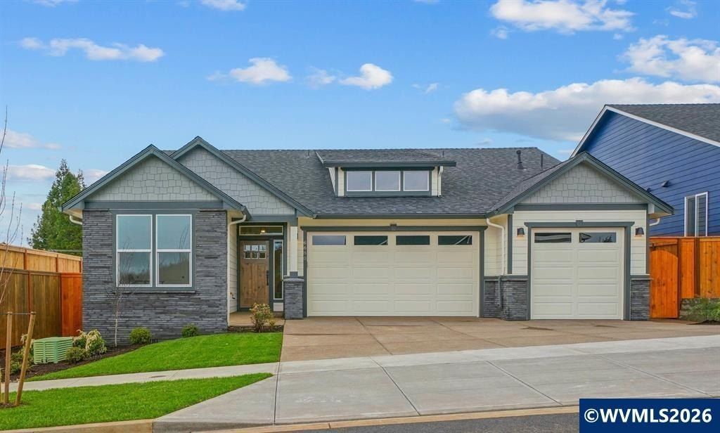6704 Naomi Danielle St Se. Salem, OR 97306