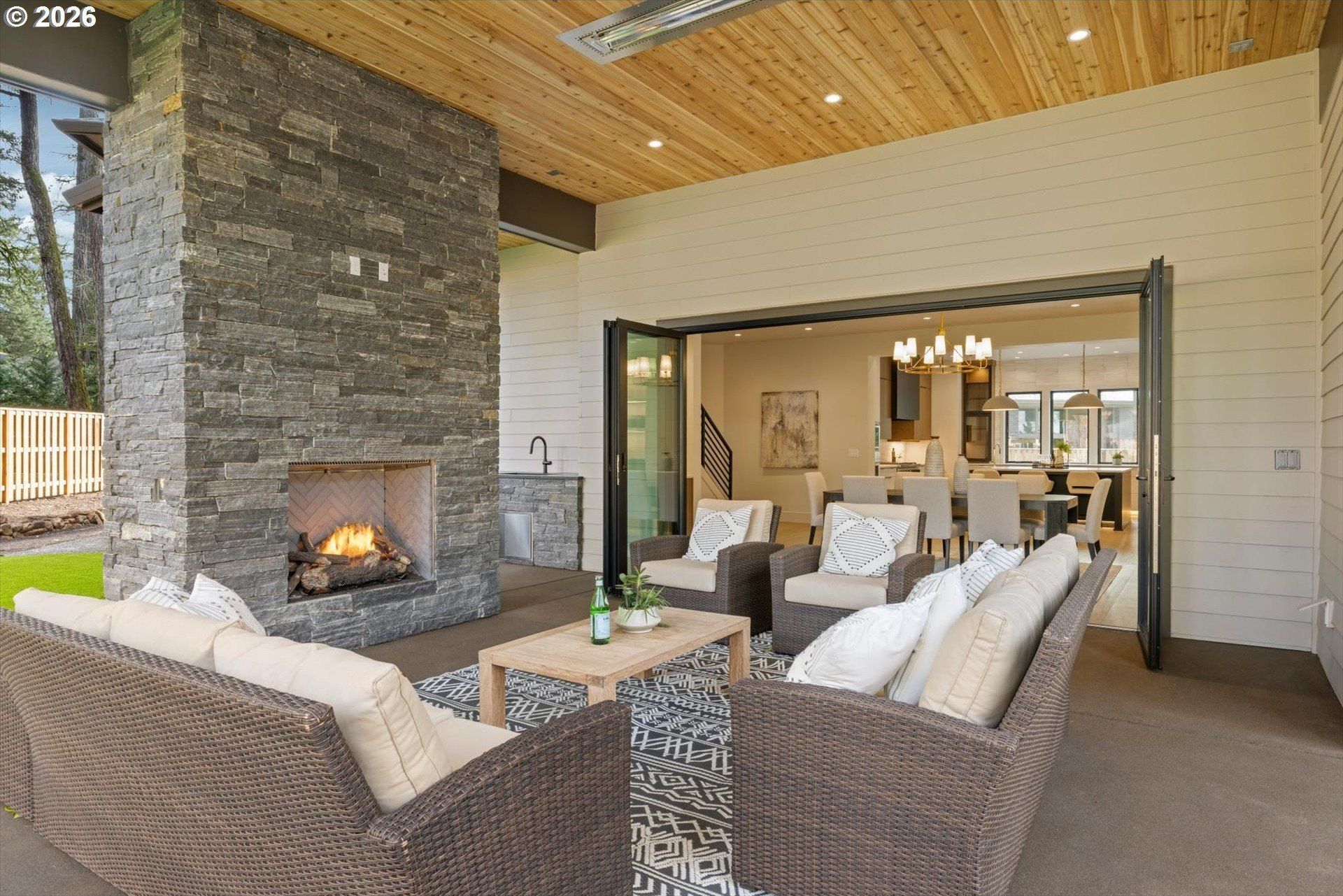 3537 Lake Grove Ave. Lake Oswego, OR 97035