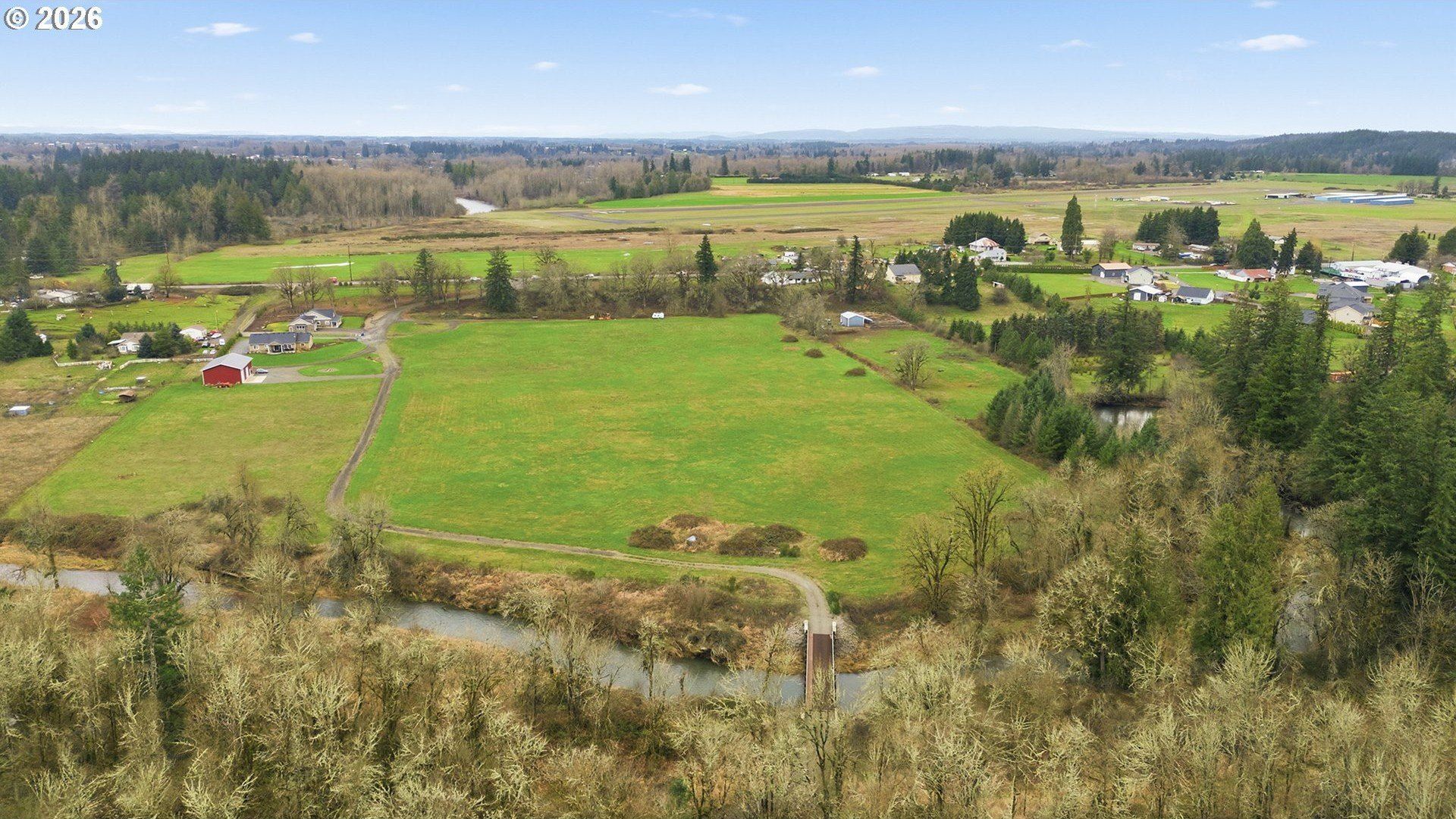 14255 S St Francis Way. Mulino, OR 97042