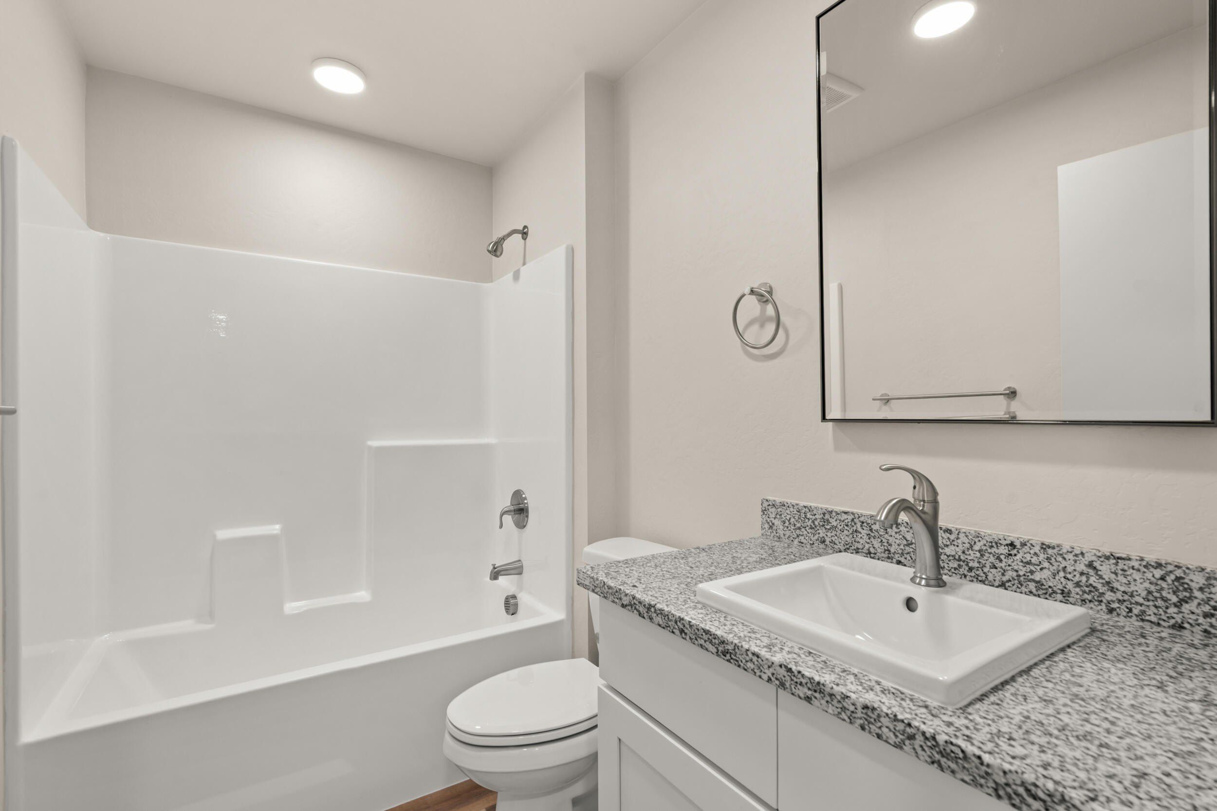 2024 Sunset Drive. Medford, OR 97501