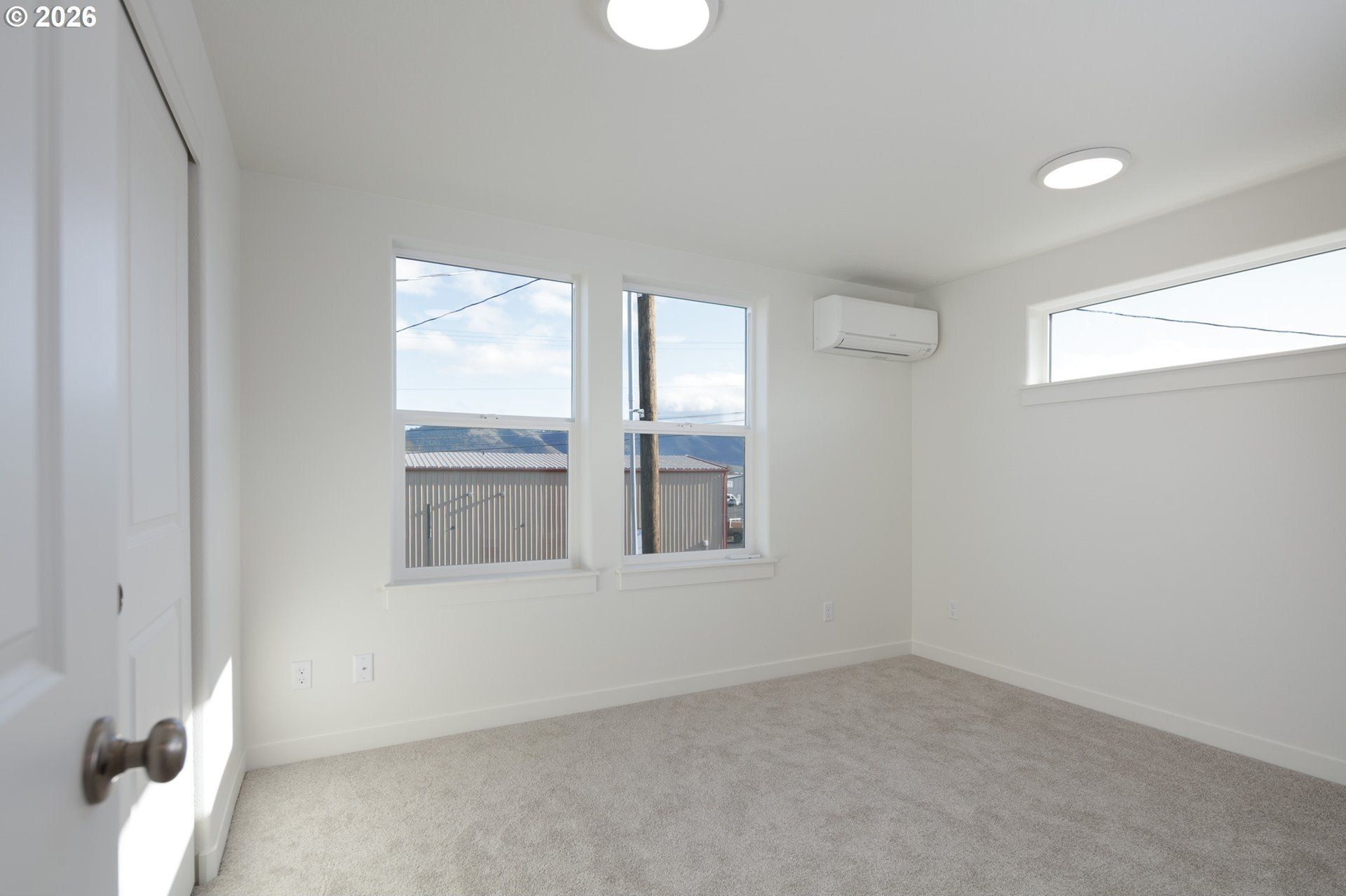 1676 Tucker Rd. Hood River, OR 97031